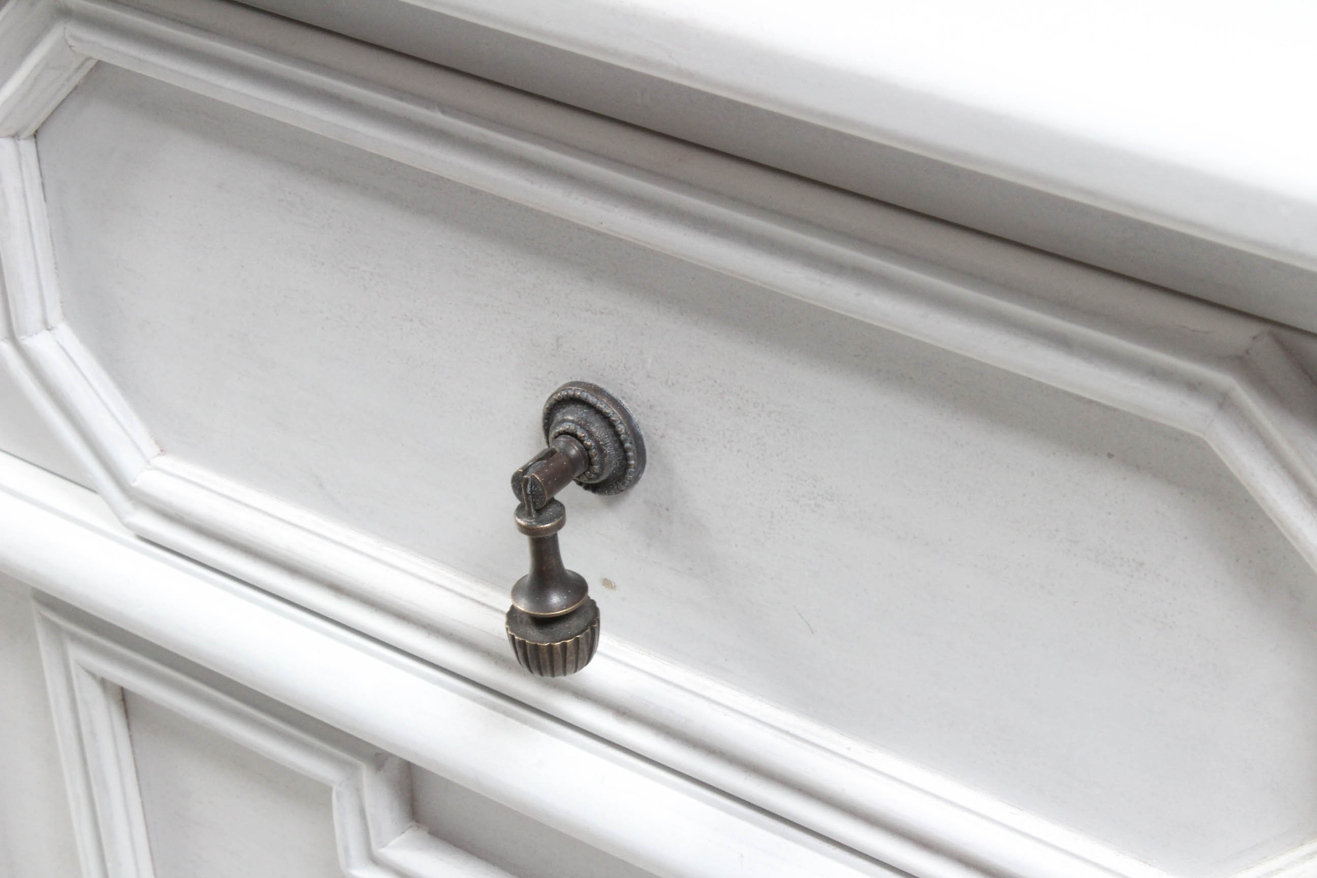 Contemporary Chest of Drawers