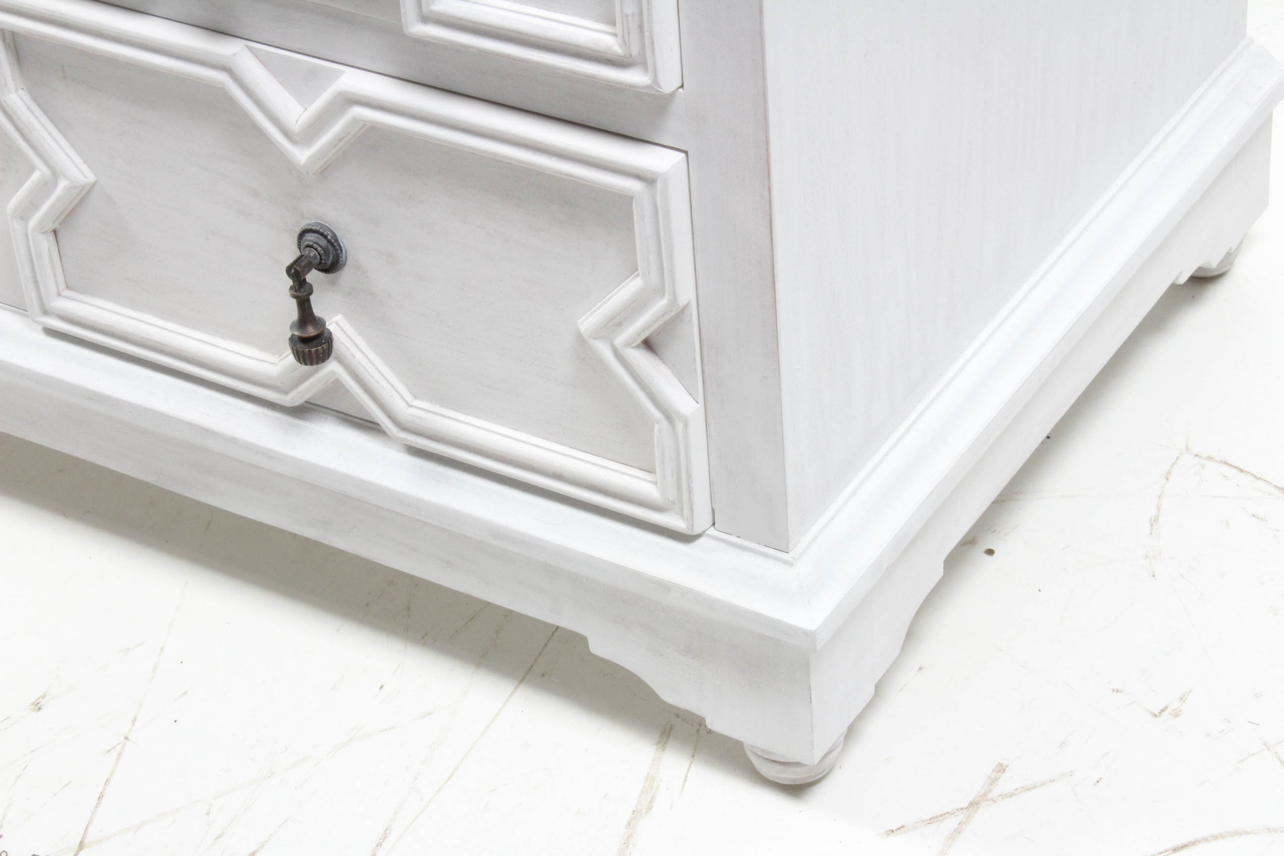 Contemporary Chest of Drawers