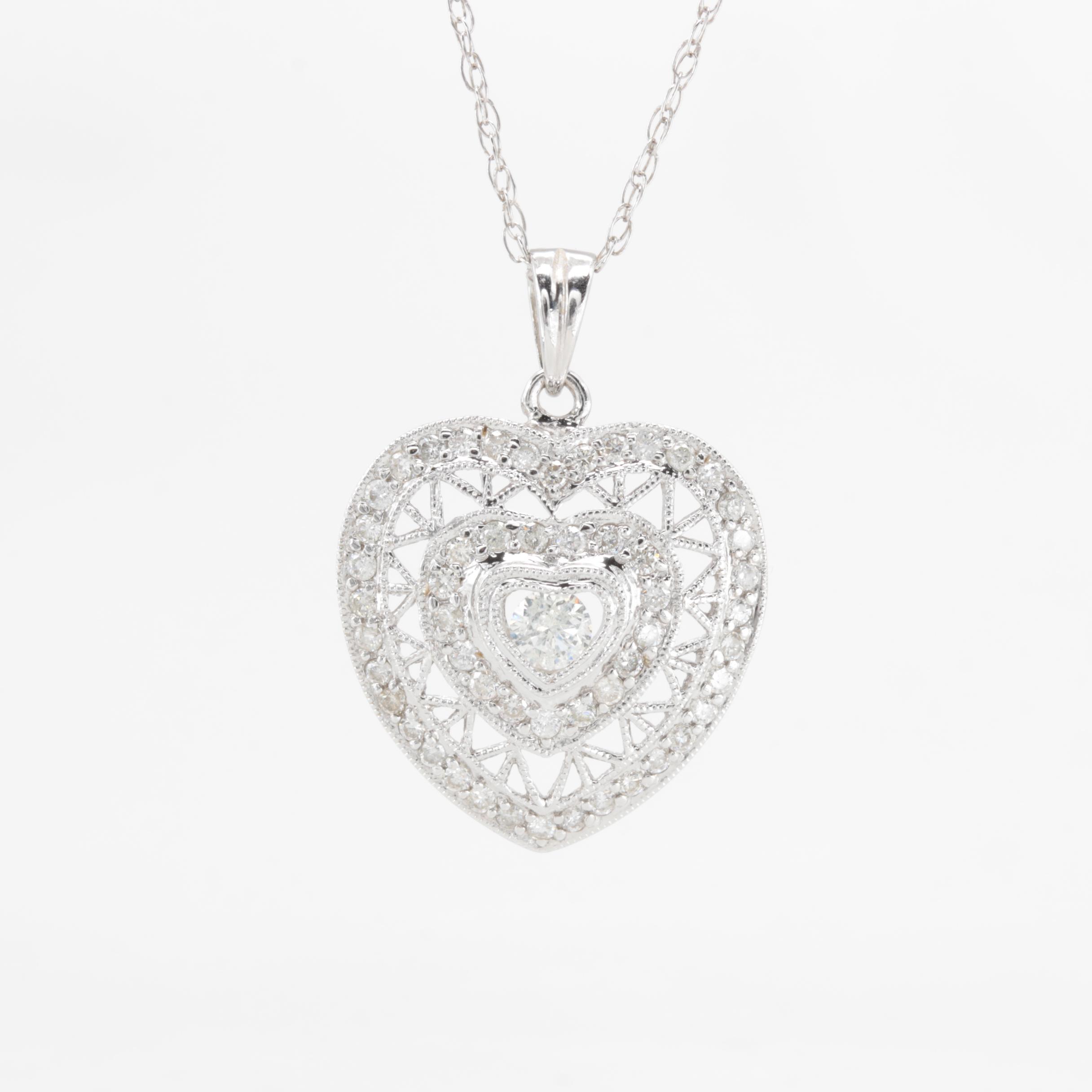 14K White Gold Diamond Pendant Necklace