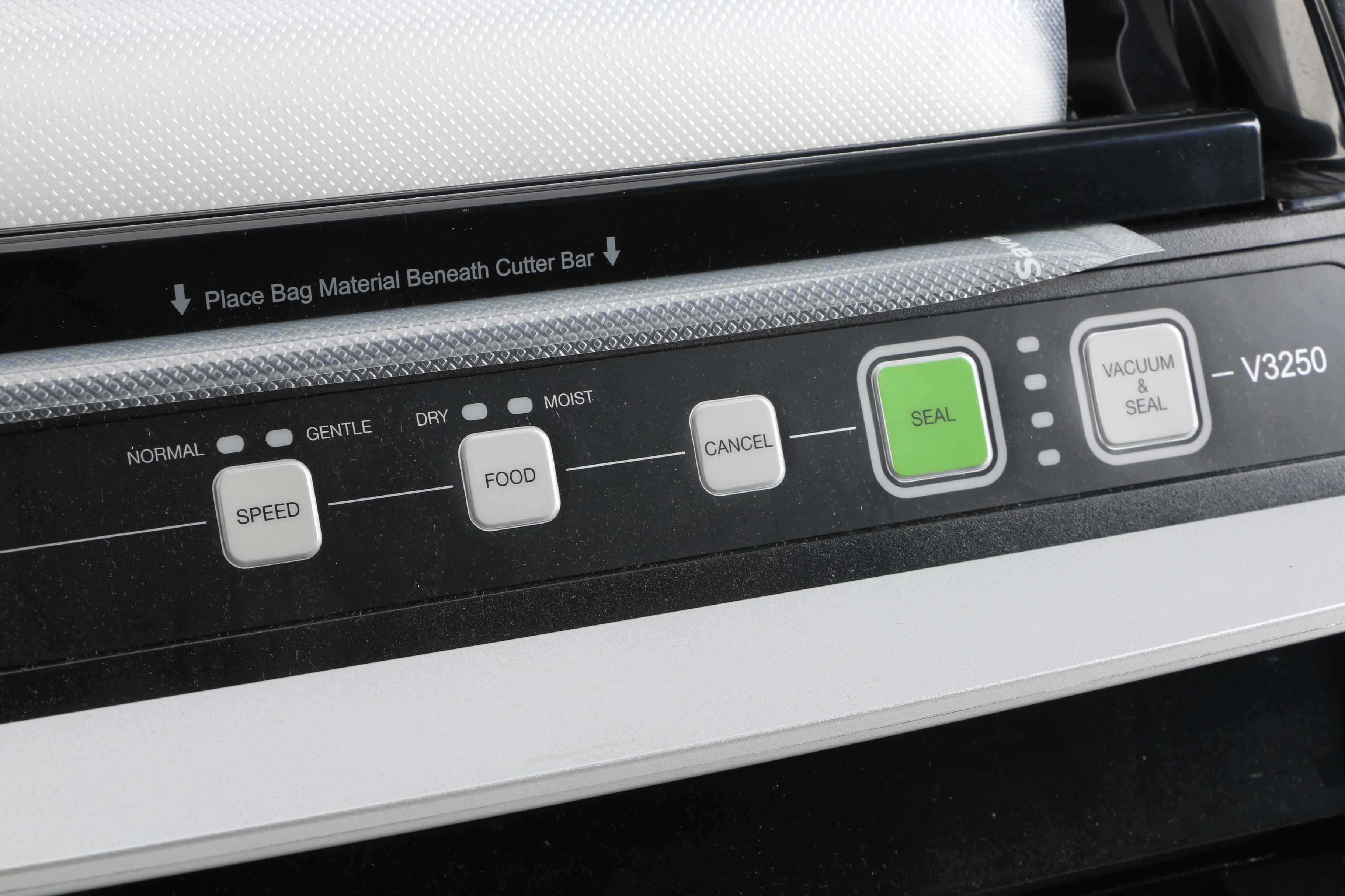 FoodSaver Bag Sealer Including FoodSaver Designer Canister Set