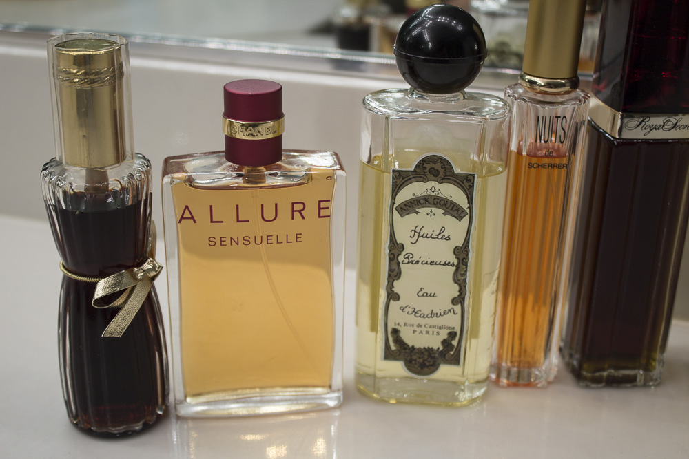 Perfume Including Christian Dior, Chanel, and Oscar de la Renta