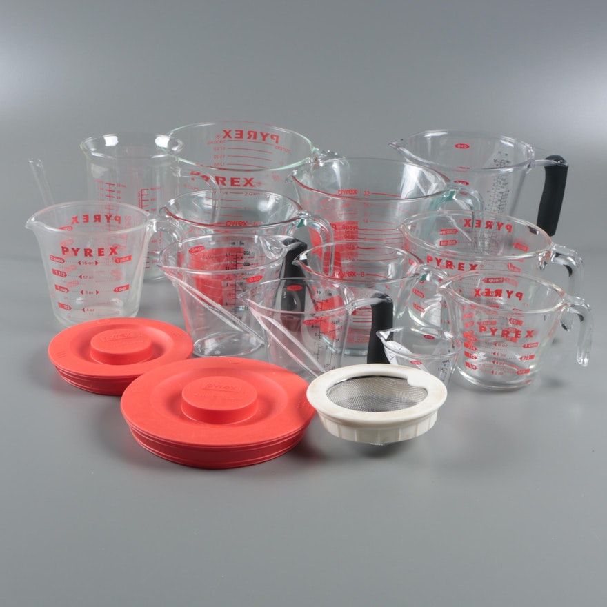 Pyrex, Chefs, and OXO Measuring Cups