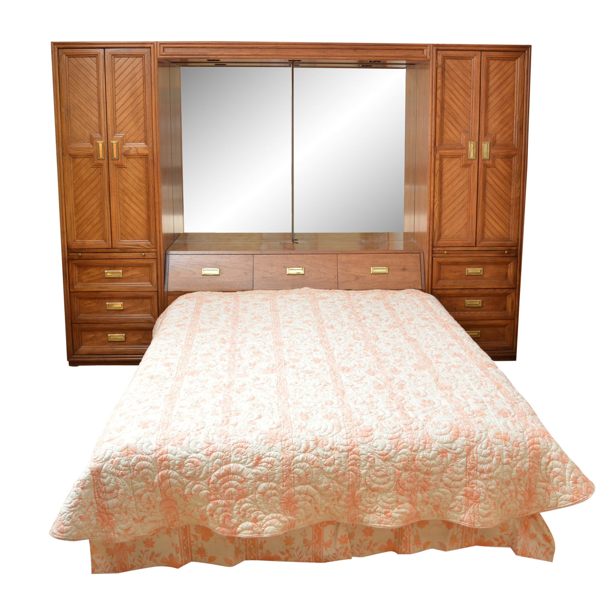 Three Piece Huntley Bedroom Set by Thomasville