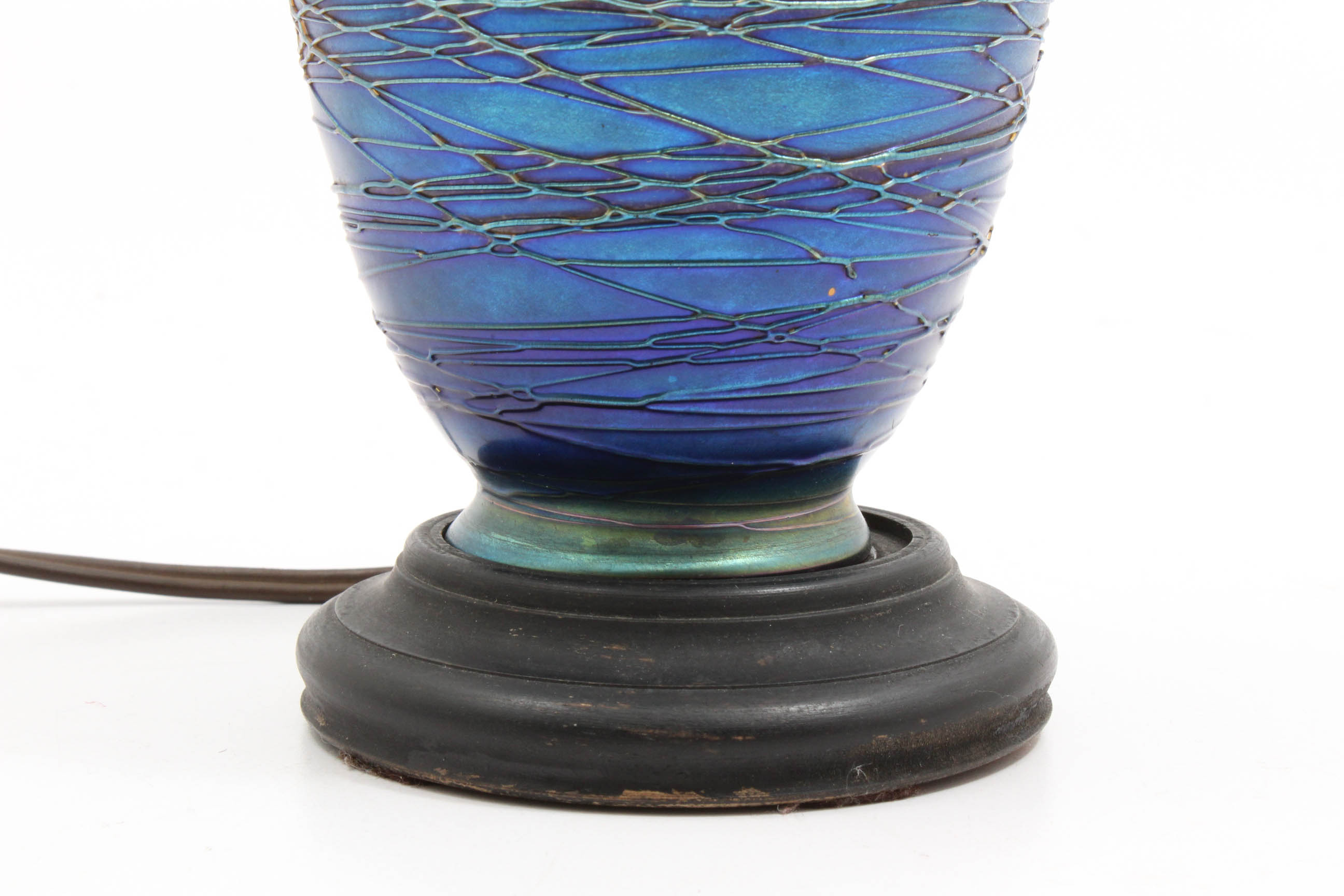 Vintage Durand Iridescent Art Glass Table Lamp