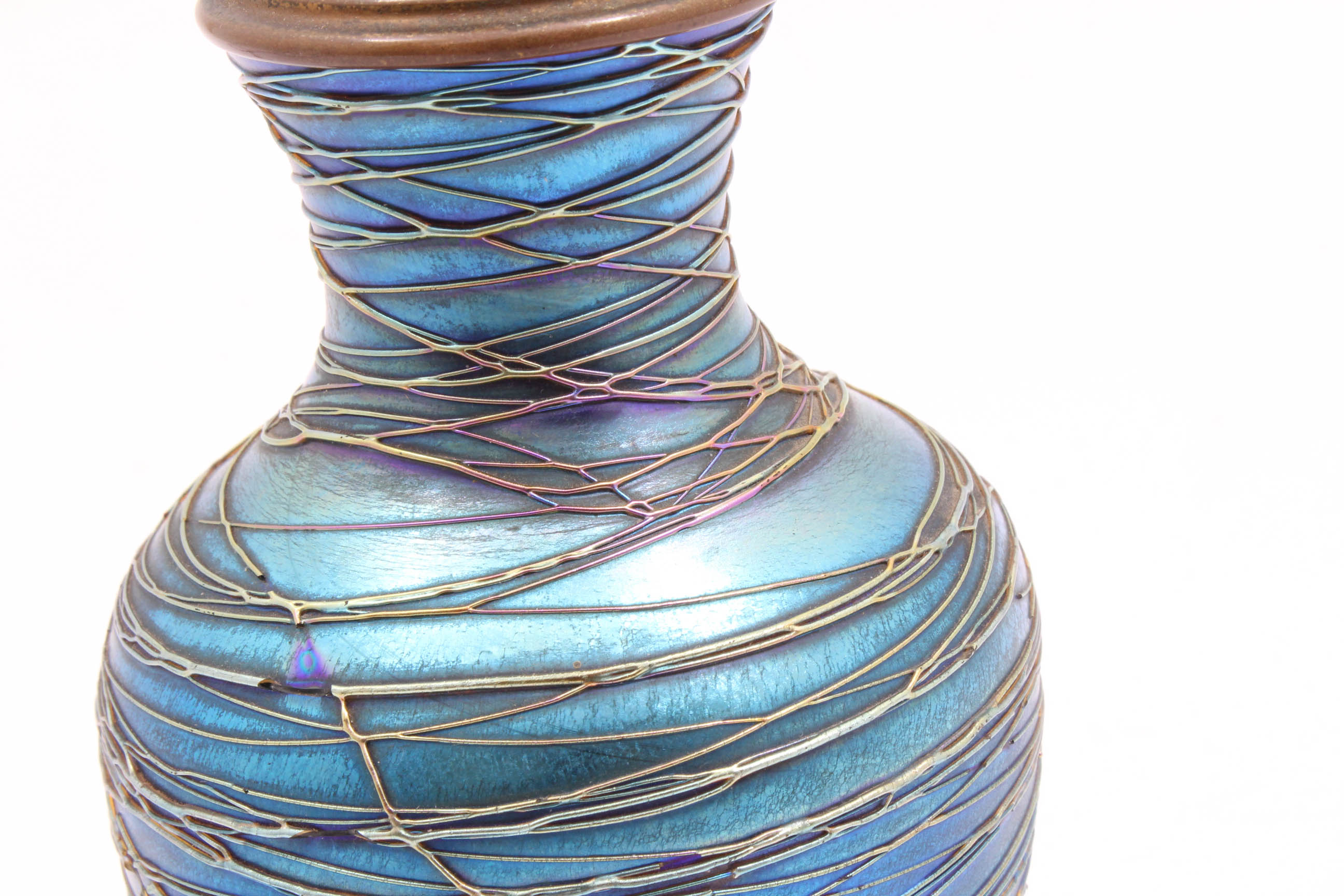 Vintage Durand Iridescent Art Glass Table Lamp