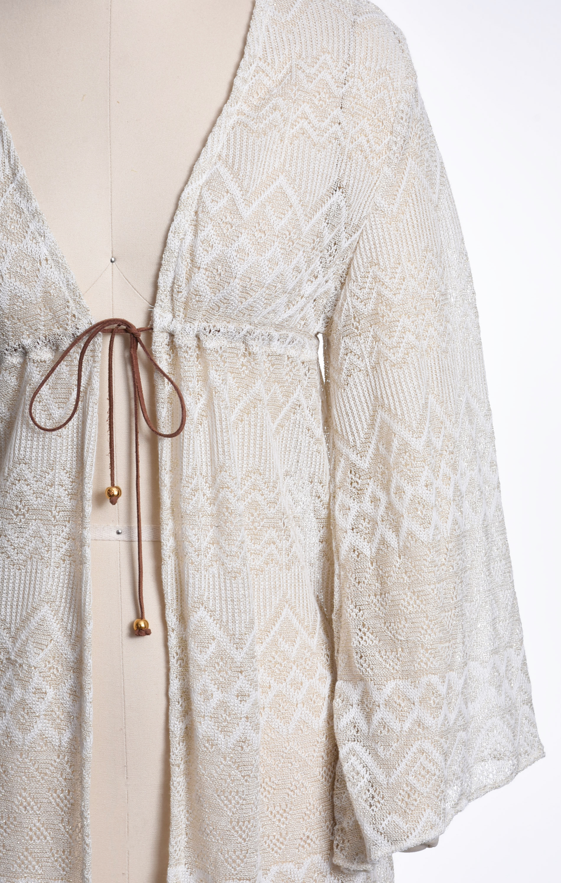 PilyQ Cardigan Top and Elaua Kattau Peasant Top