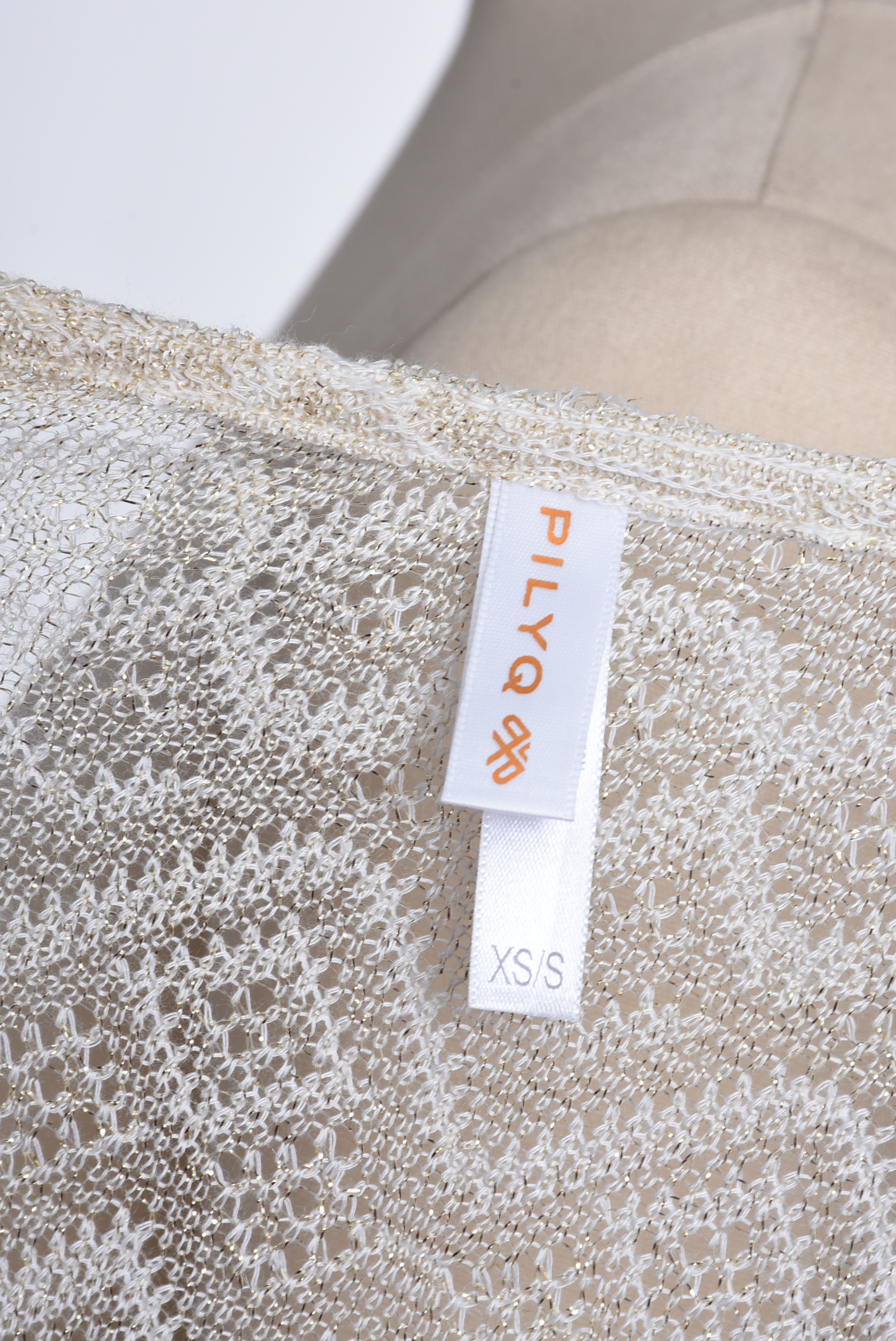 PilyQ Cardigan Top and Elaua Kattau Peasant Top