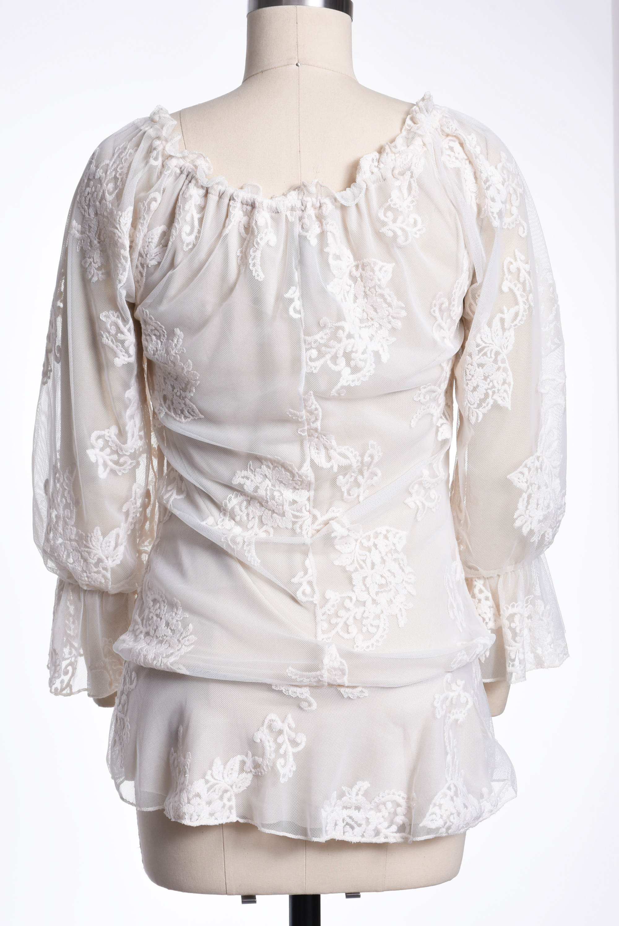 PilyQ Cardigan Top and Elaua Kattau Peasant Top