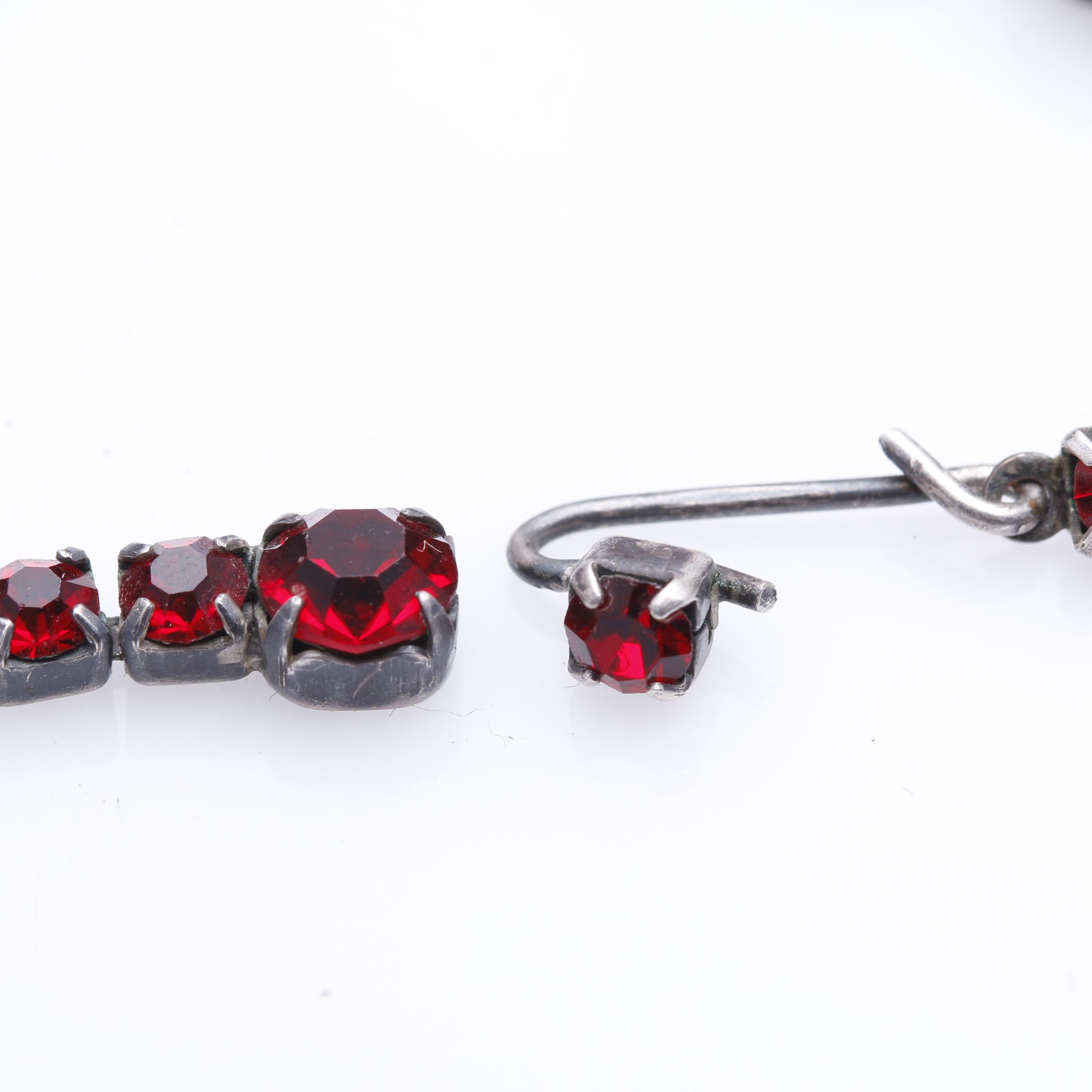 1950s Regency Red Iridescent Rhinestone Brooch and Necklace Set