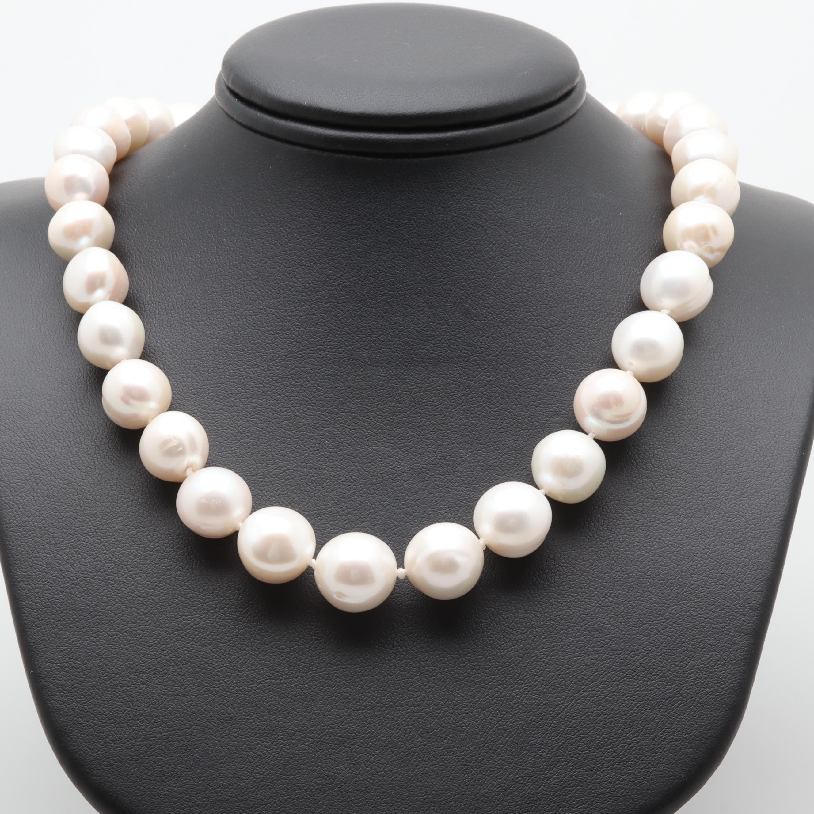 14K Yellow Gold and Cultured Pearl Necklace