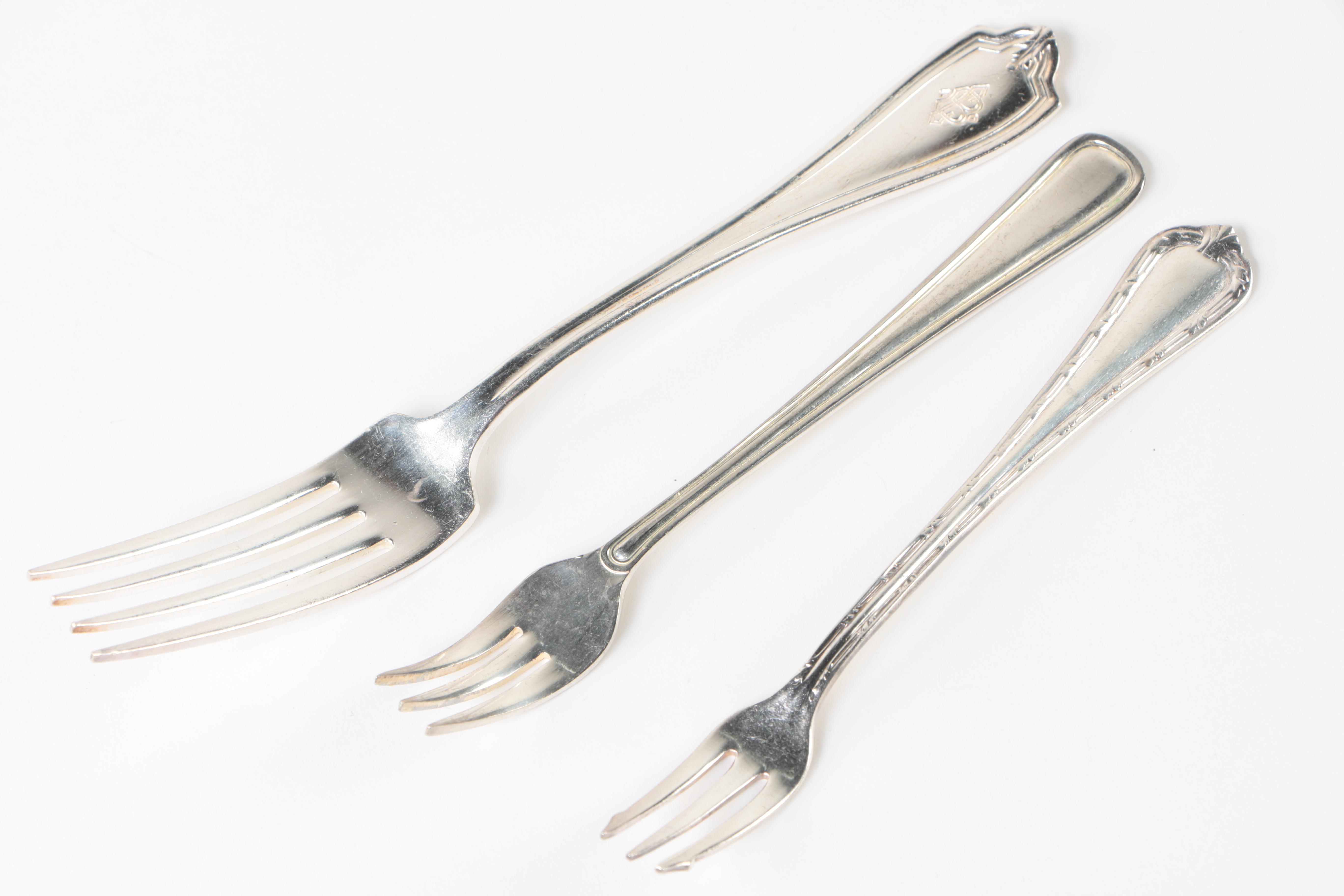 Large Collection of International Silver Co. "Grecian" Silver Plate Flatware