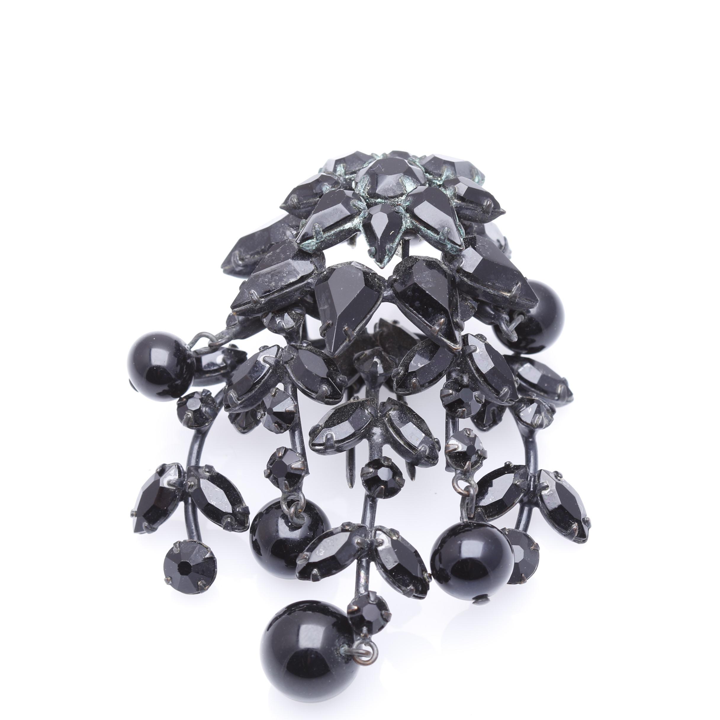 1940s Large Black Glass Floral Waterfall Clip Brooch