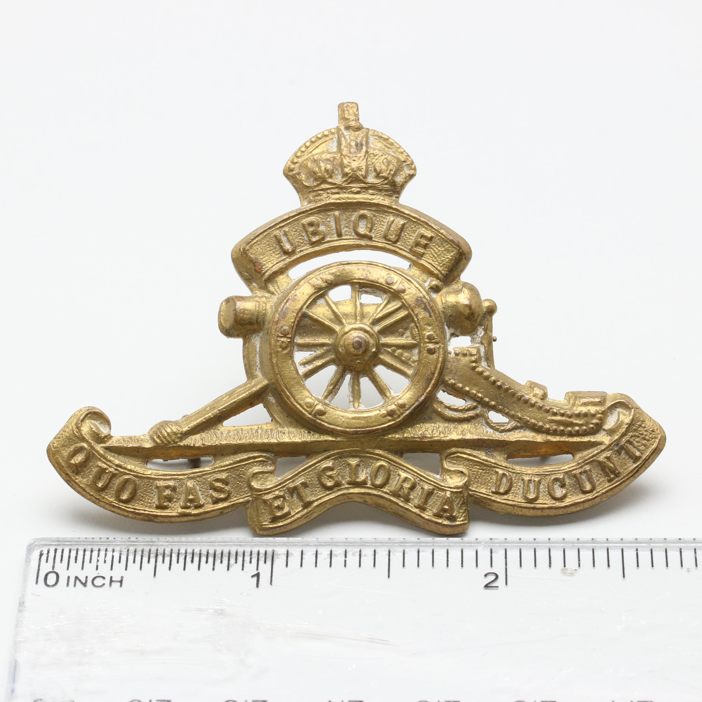 Antique WWI British Royal Artillery Cap Badge