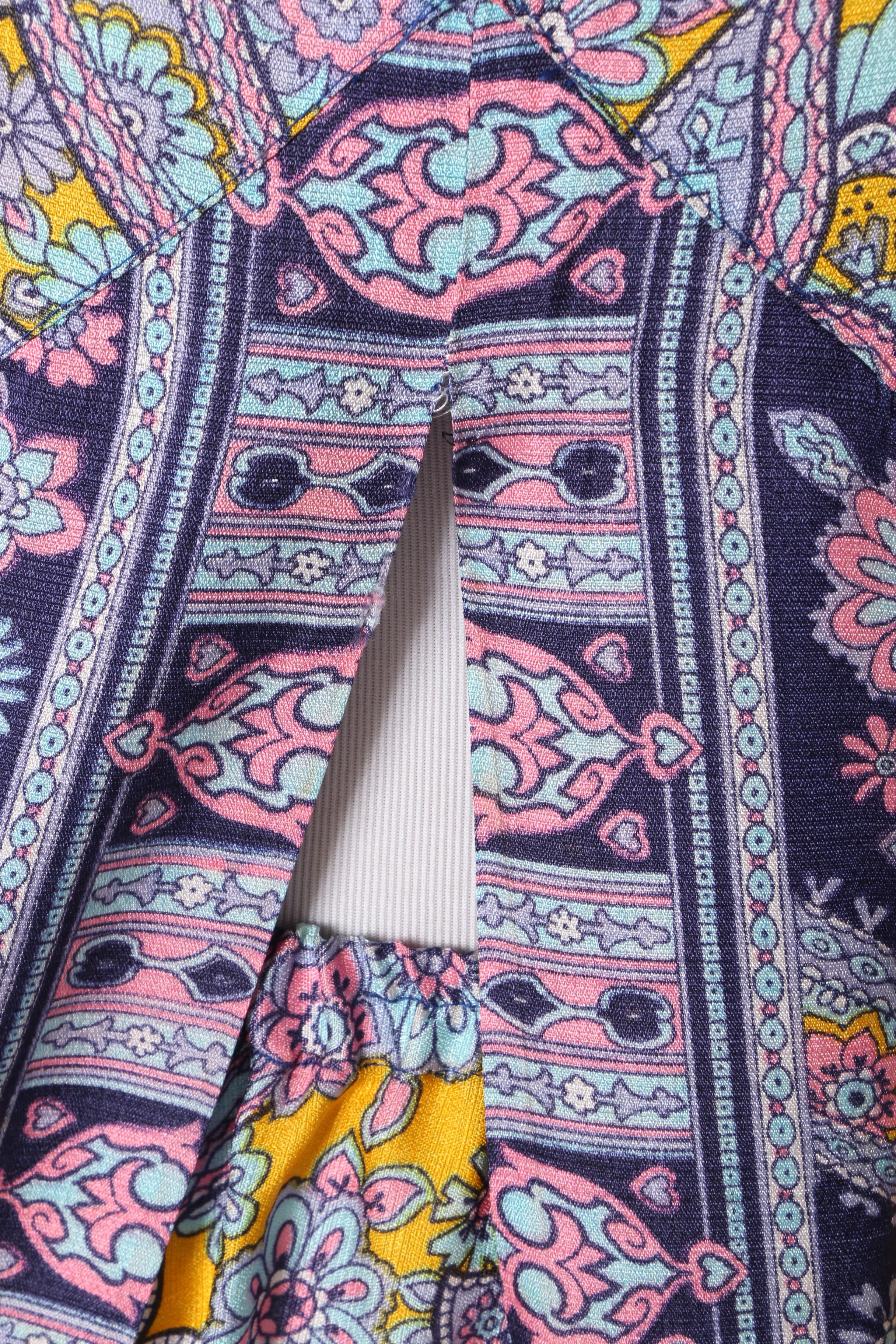 Women's 1960s Vintage Psychedelic Floral Print Kaftan and Pants Set