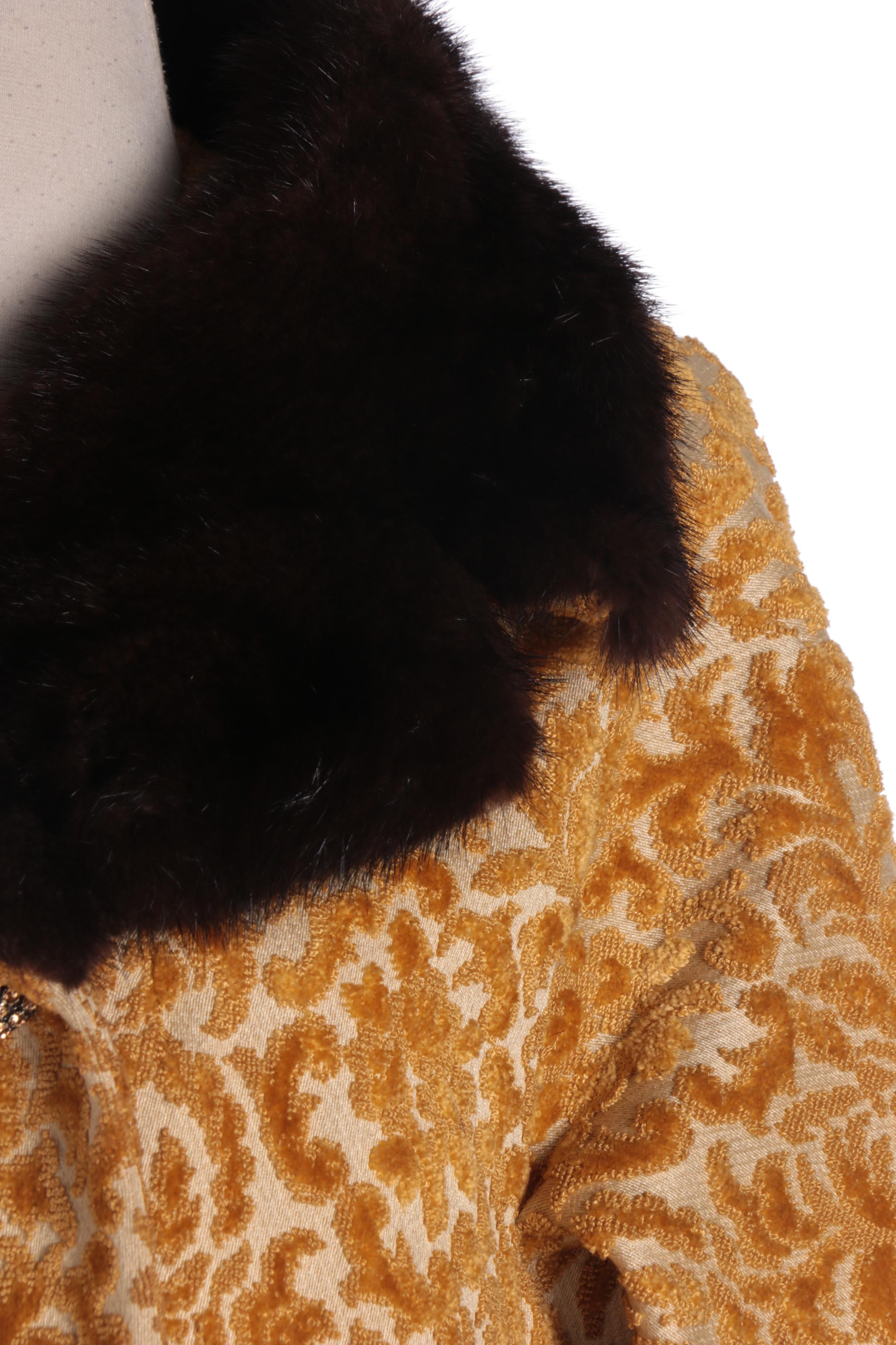 Women's 1960s Lilli Ann Gold Tone Velvet Carpetbag Coat with Mink Fur Collar