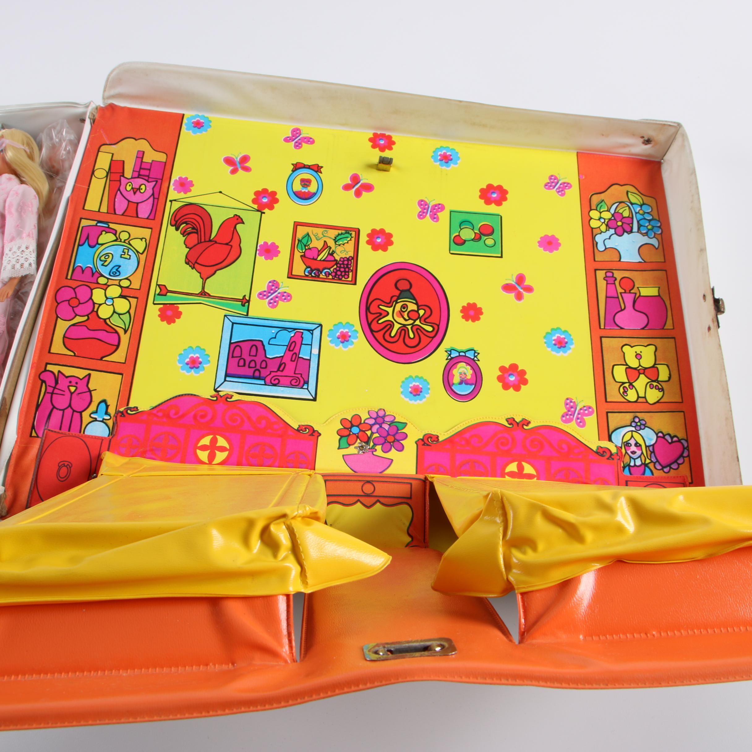 1960-70s Mattel Barbie and Friends Dolls and "Barbie & StaceySleep 'n Keep" Case