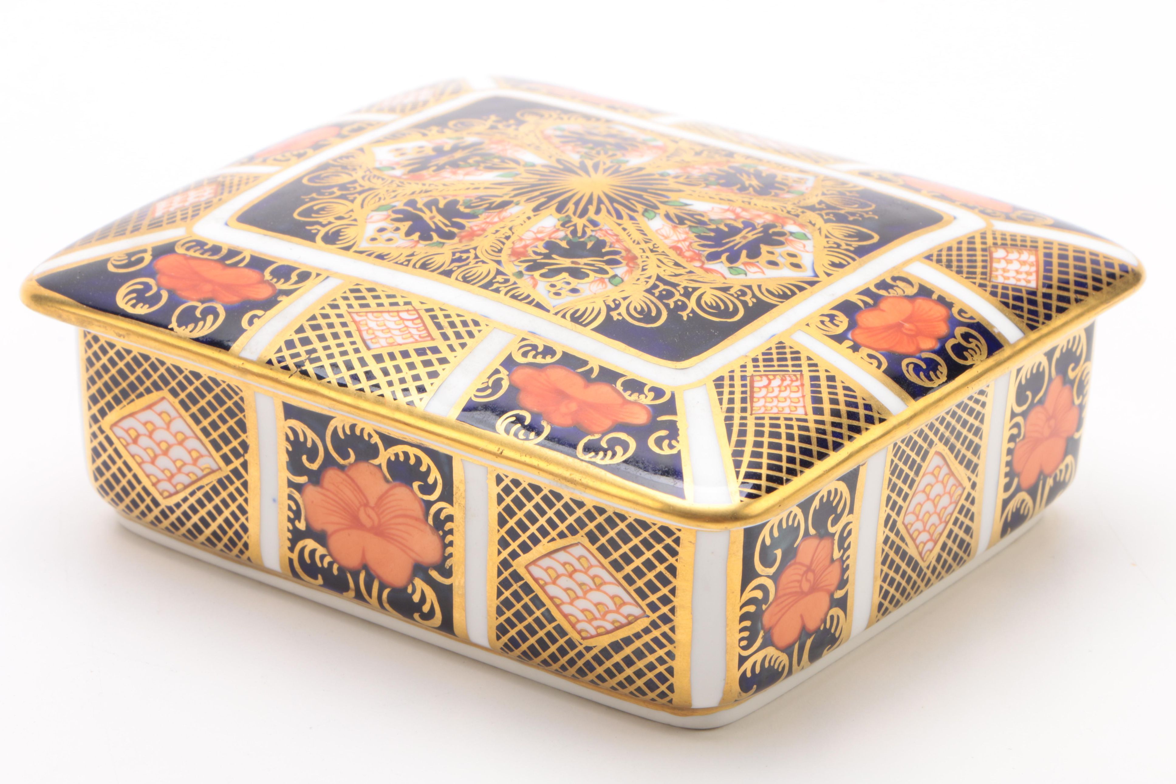 Vintage Royal Crown Derby "Old Imari" Fruit Knives and Trinket Box