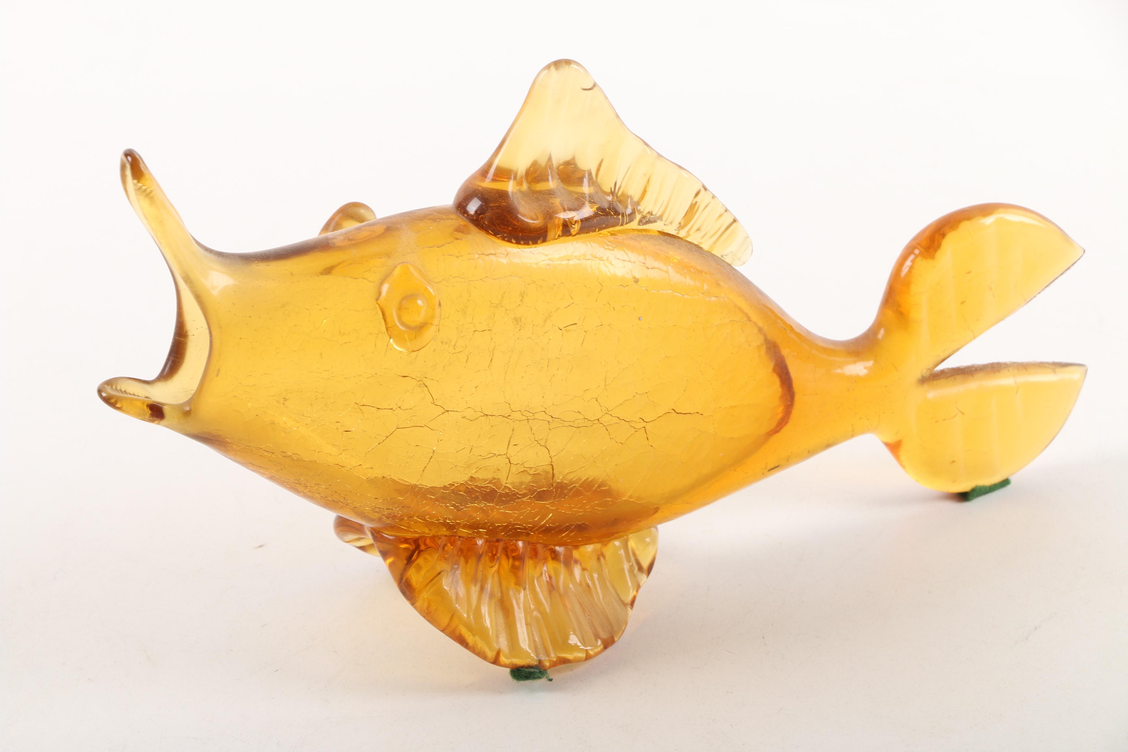 Murano Style Combed with Crackle Glass Fish Sculptures