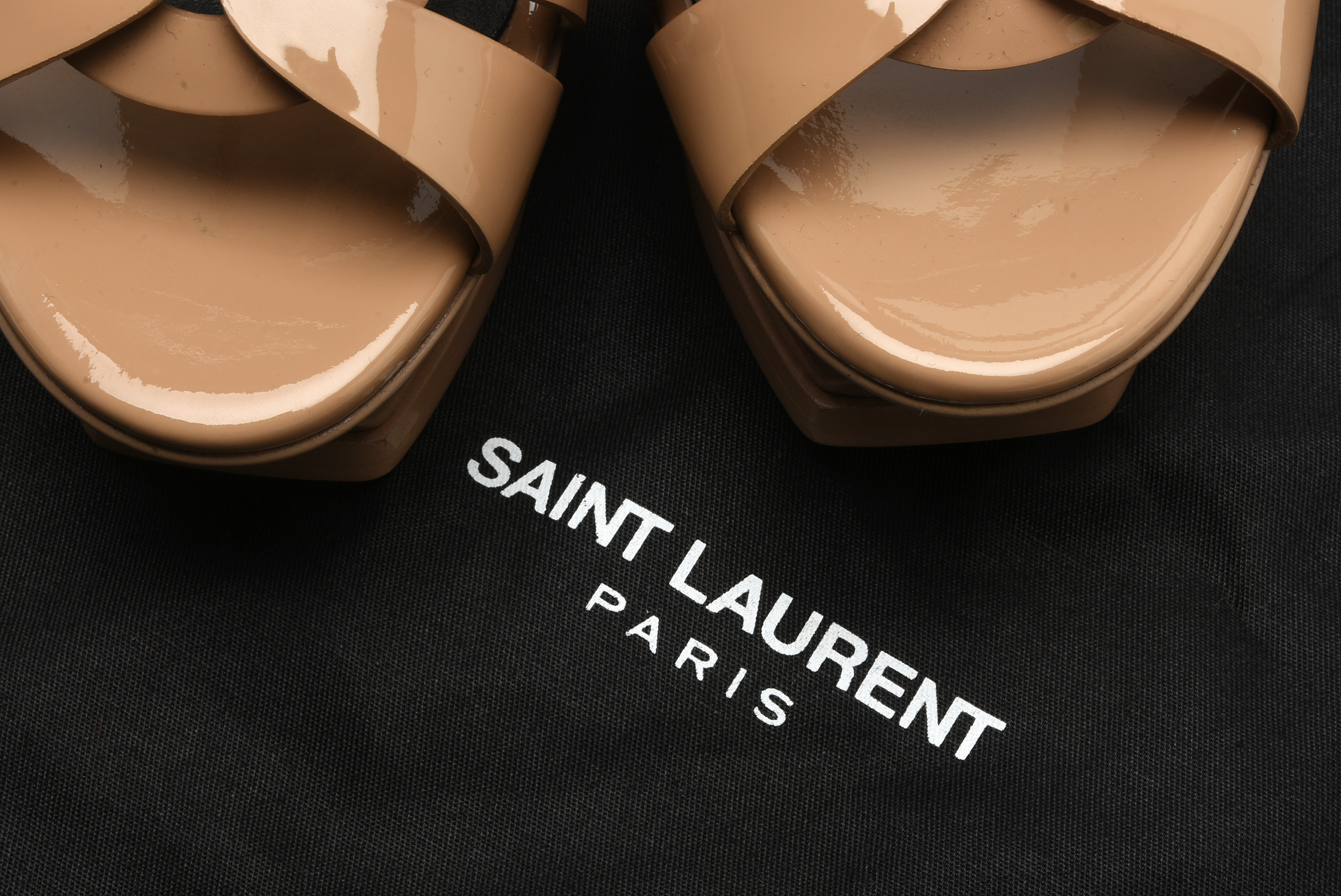 Yves Saint Laurent Tribute Nude Patent Leather Platform High-Heeled Sandals