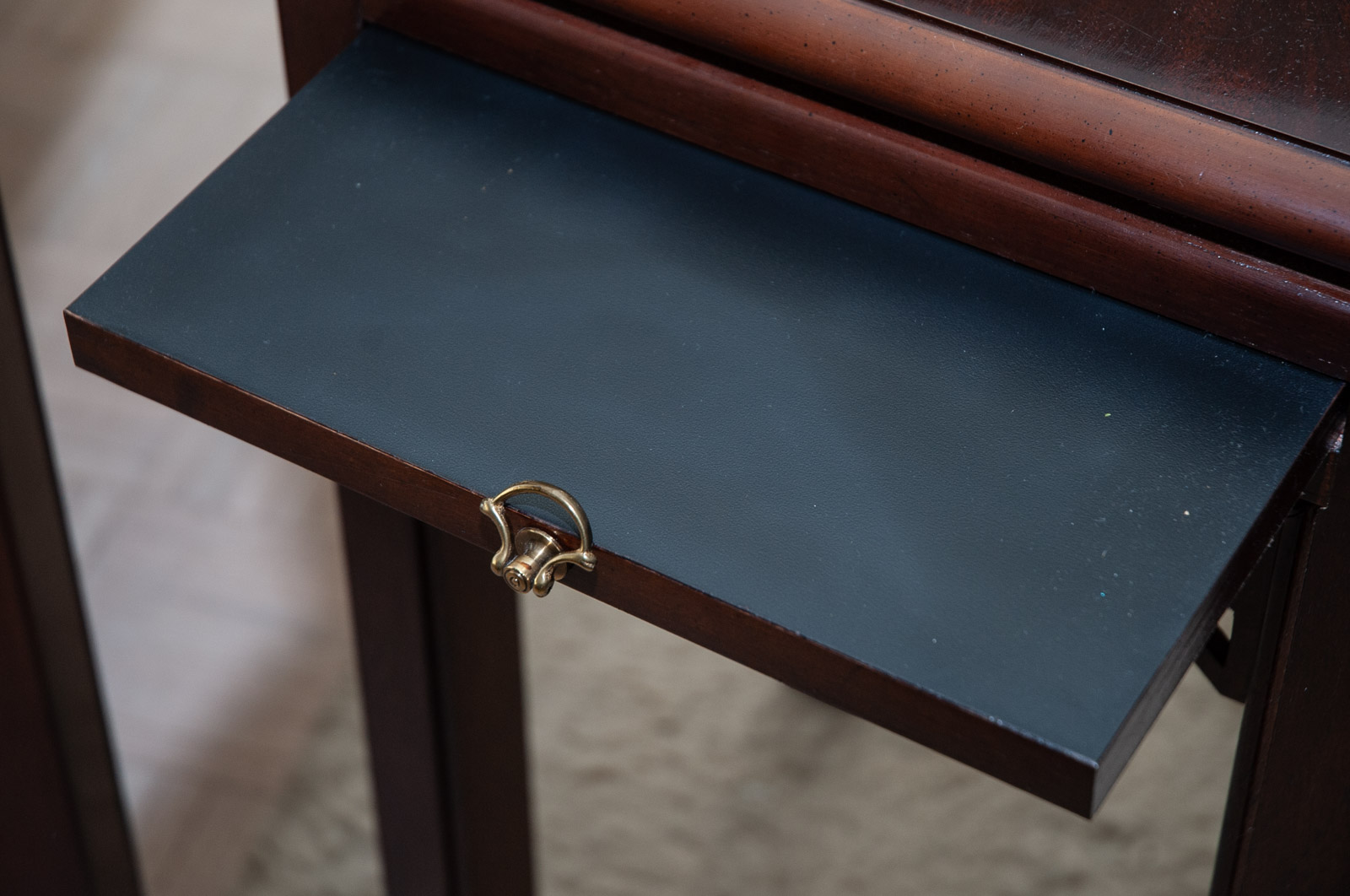 Drexel-Heritage End Table and Accent Table