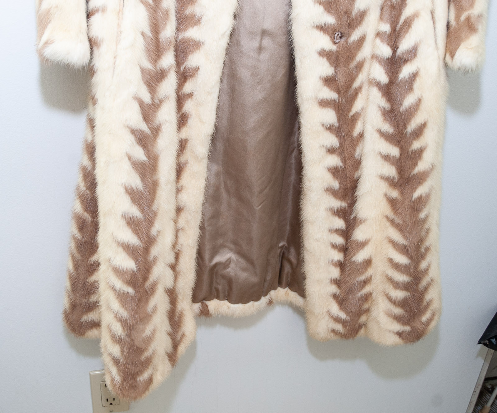 Vintage Lowenthal's Two-Tone Patterned Mink Fur Coat