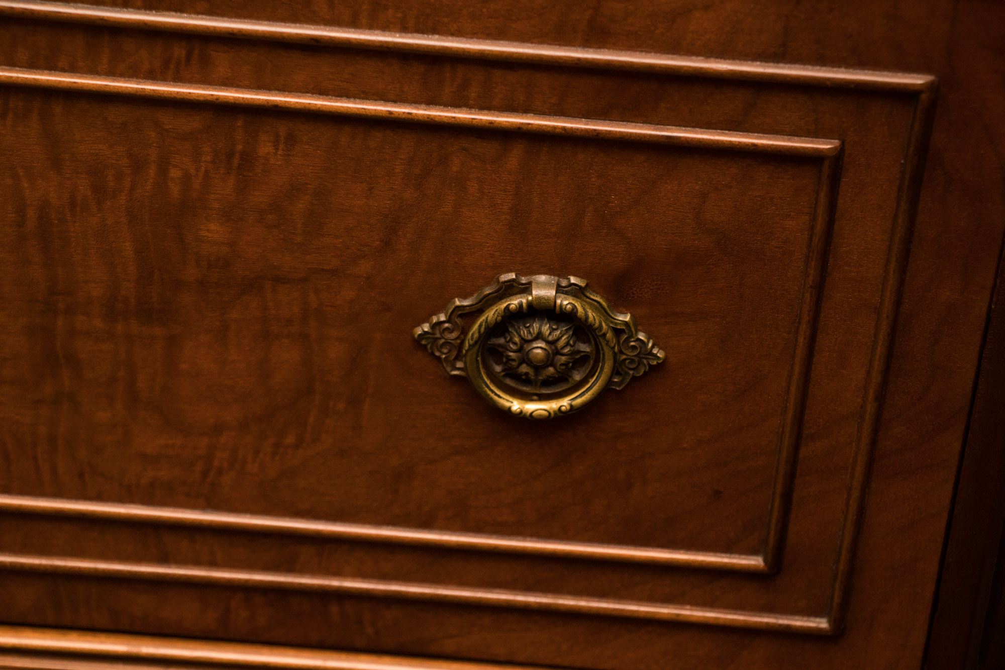 Vintage Flame Mahogany Veneer Chest of Drawers