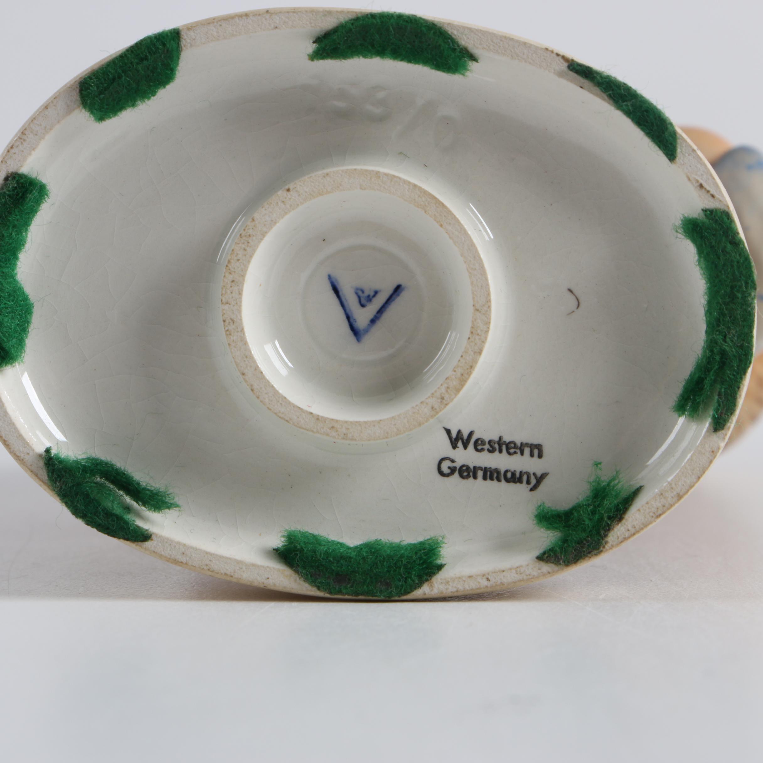 Goebel Hummel "Auf Wiedersehen" Porcelain Figurine