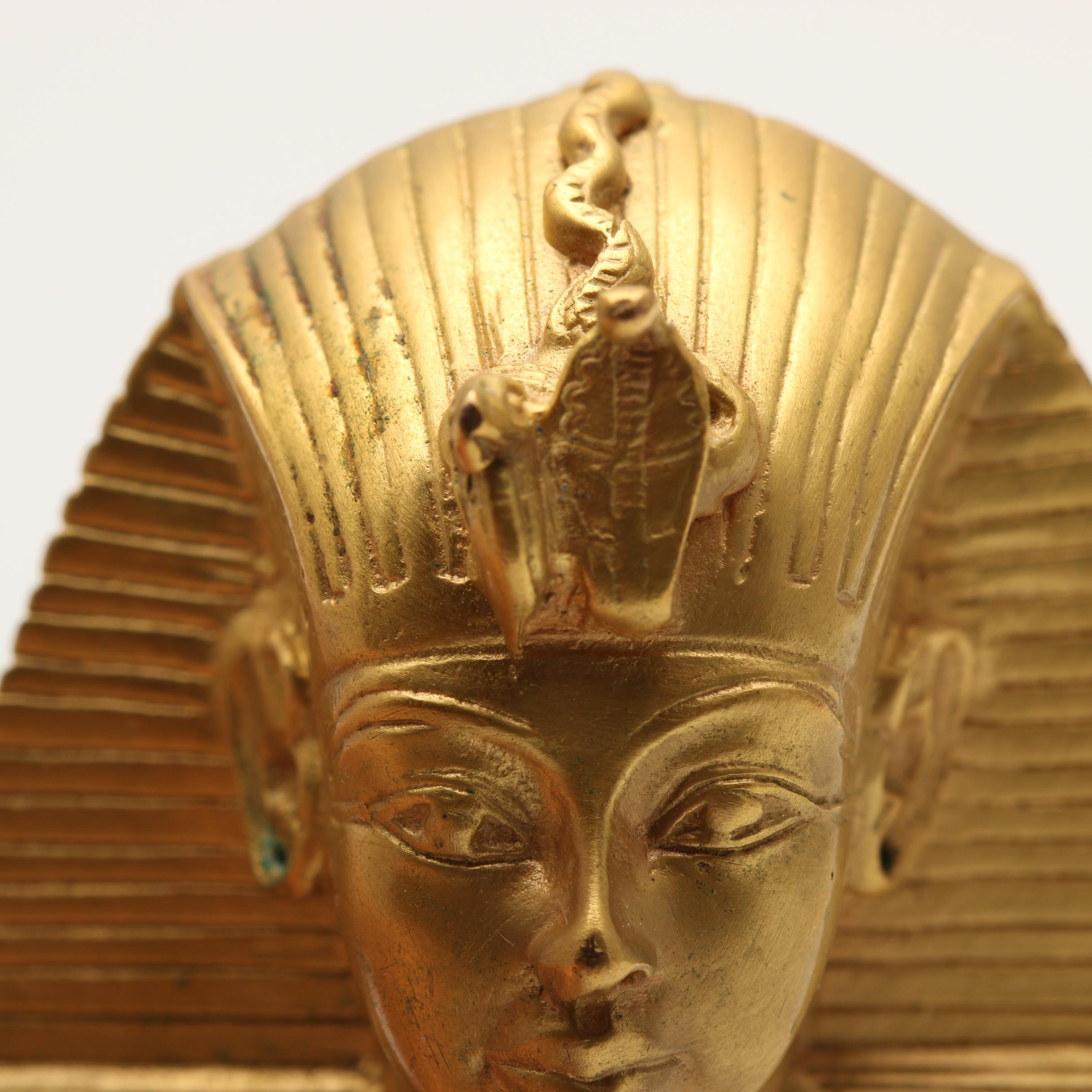 1976 MoMA King Tut Egyptian Bust Pendant