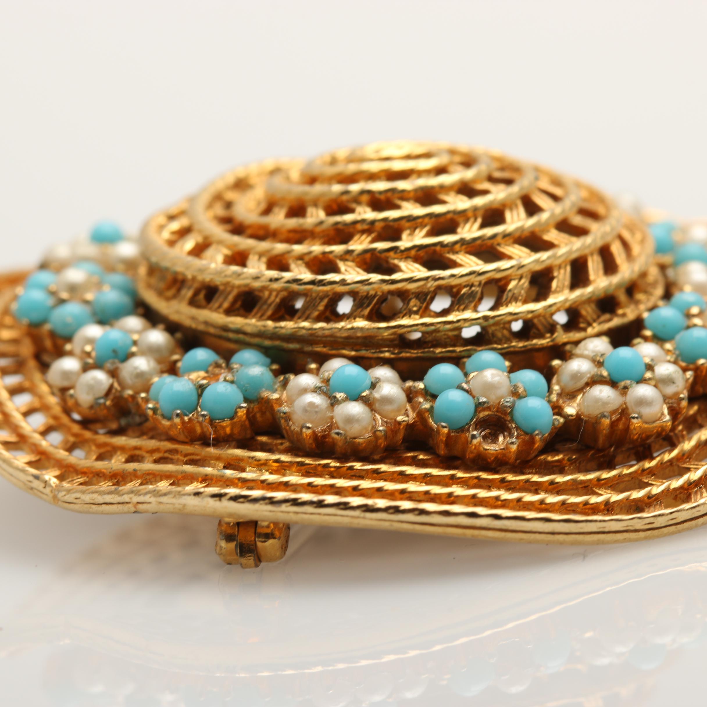 1960s Ciner Rhinestone Hat Brooch and Earrings Set