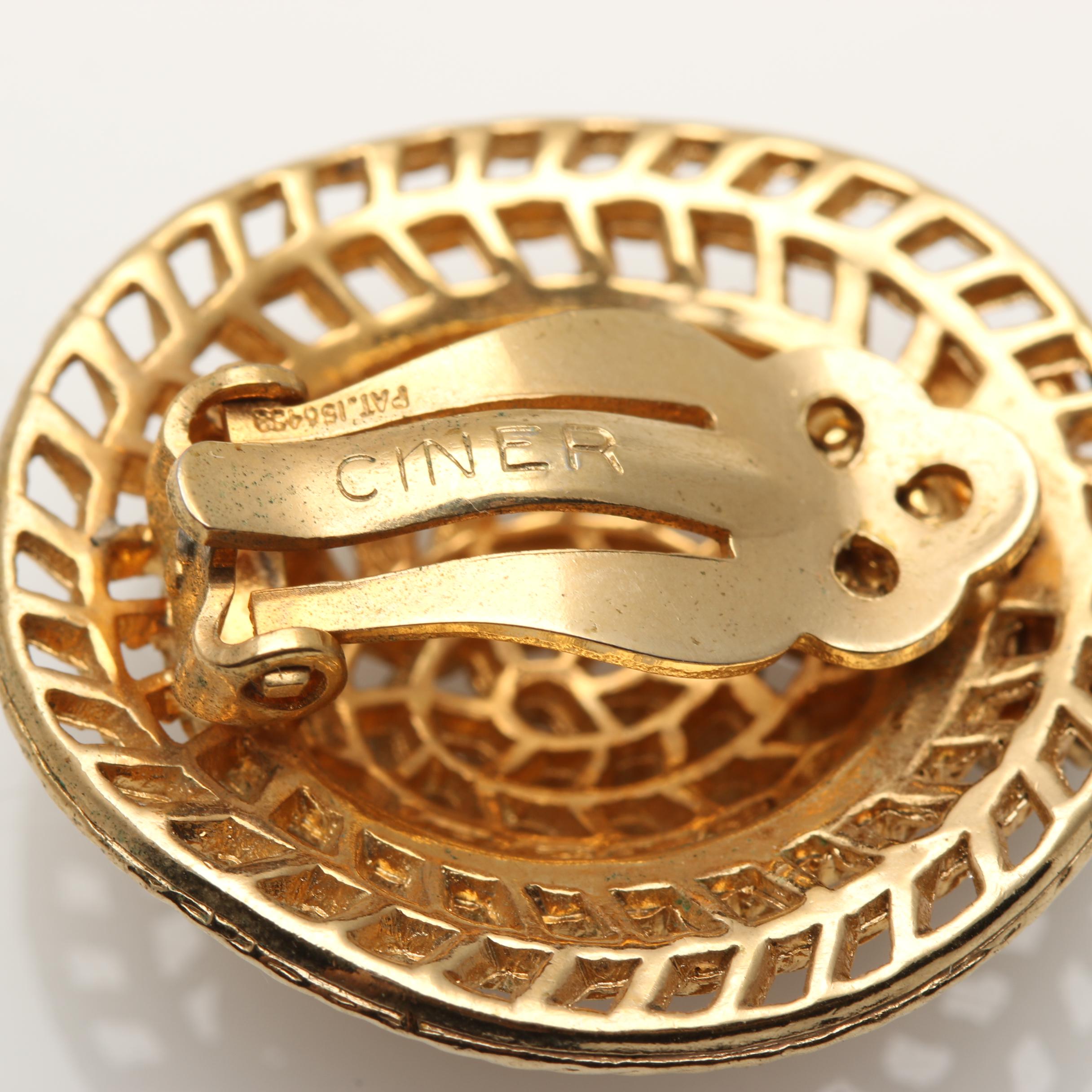 1960s Ciner Rhinestone Hat Brooch and Earrings Set