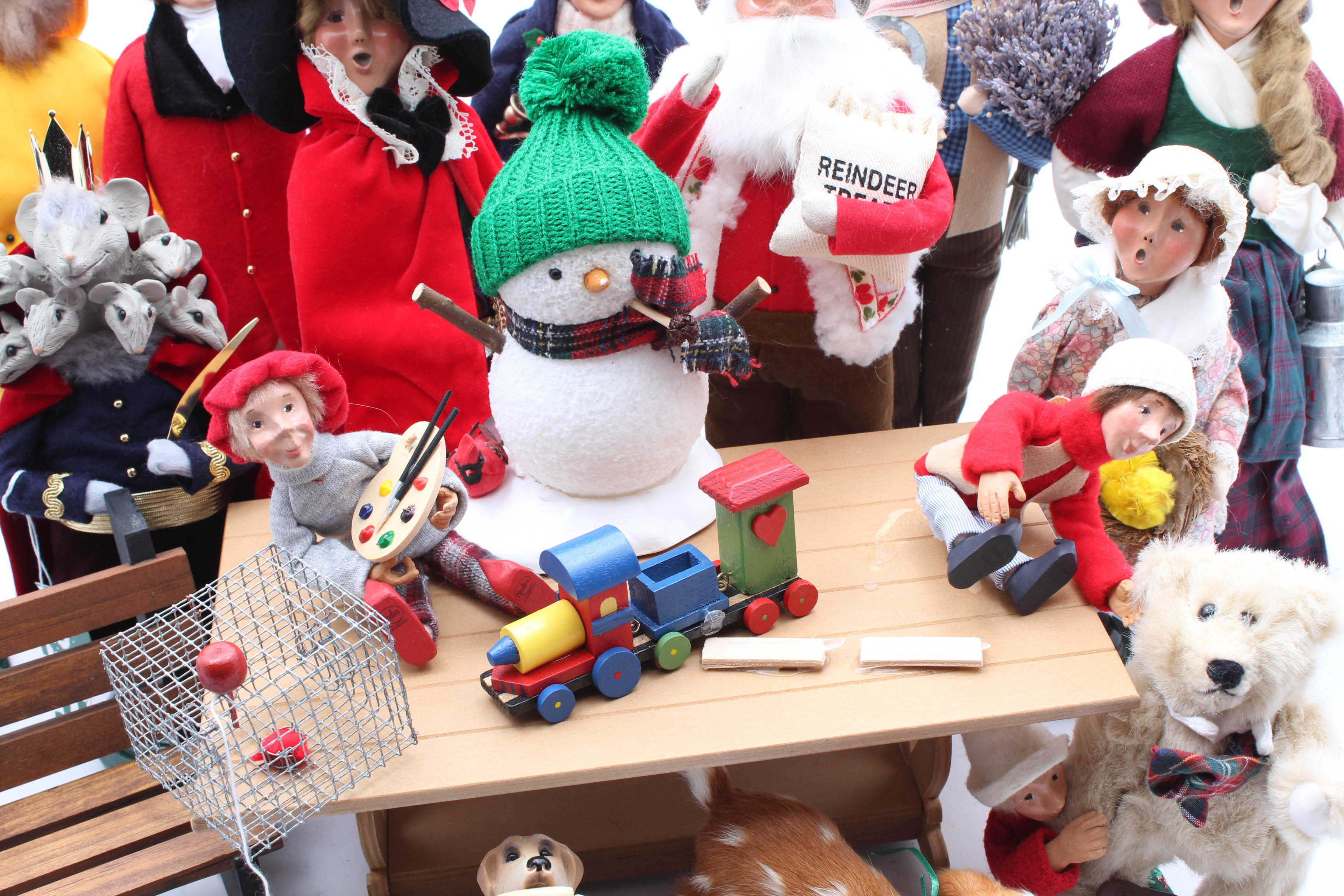 Vintage Buyers Choice "The Carolers" Figurines