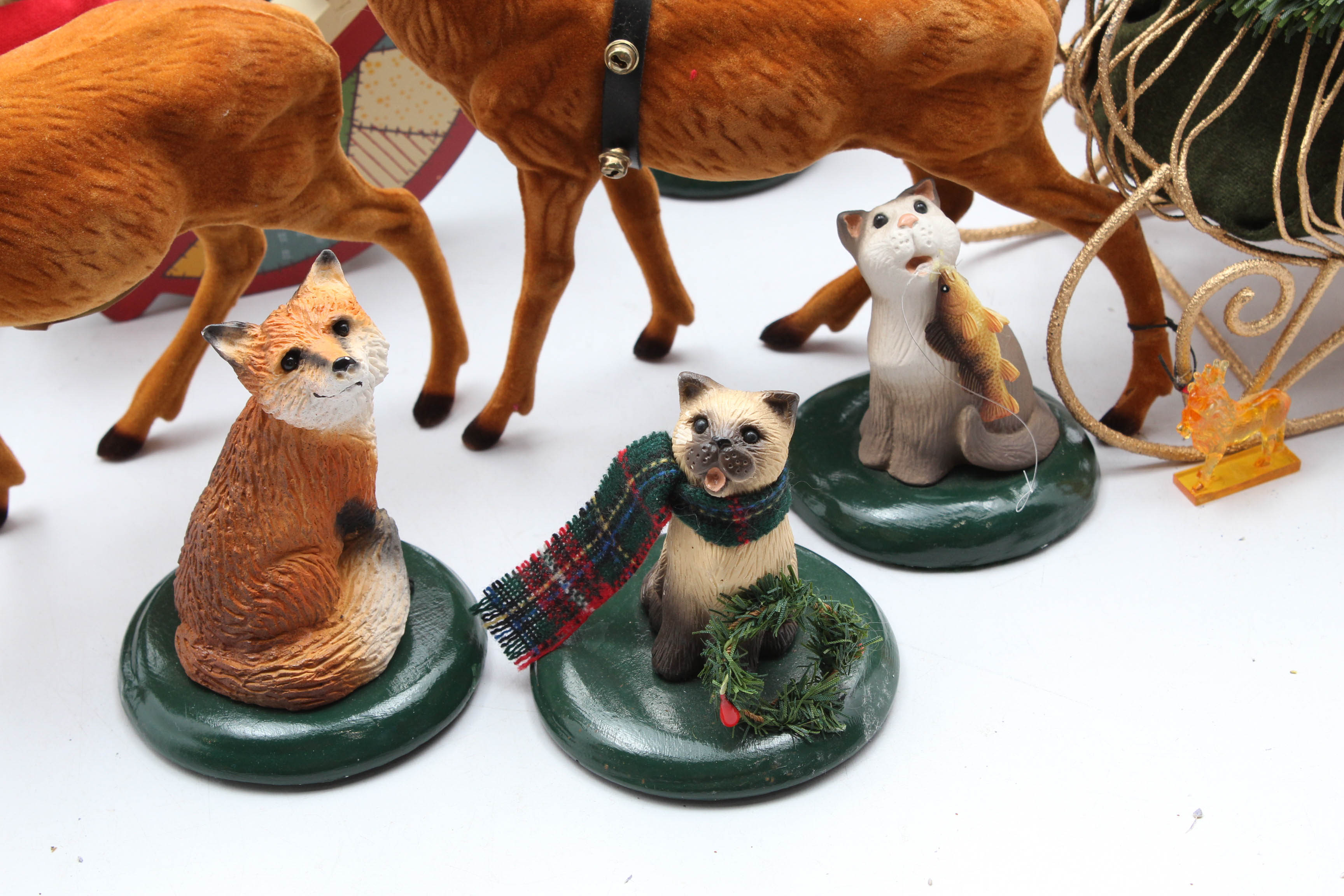 Vintage Buyers Choice "The Carolers" Figurines