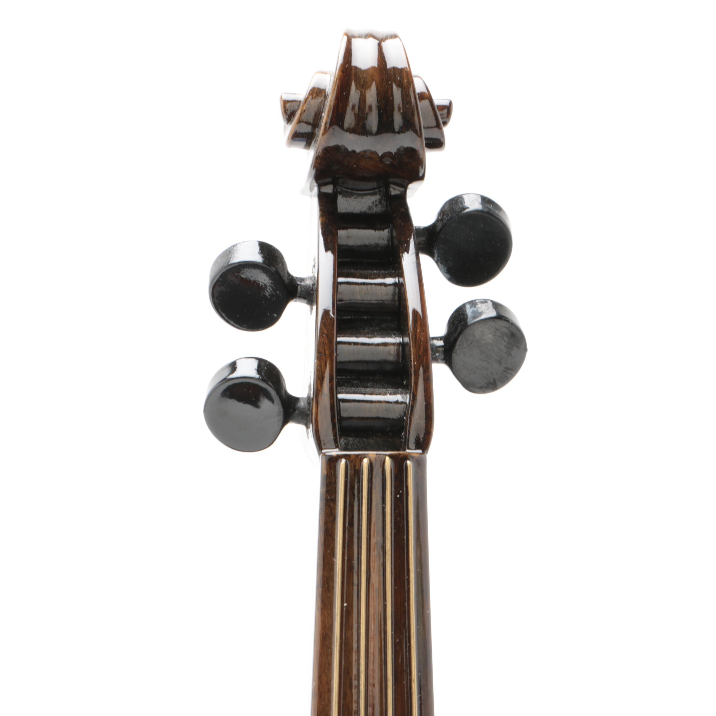 Rhythm "Fiddler" Musical Wall Clock