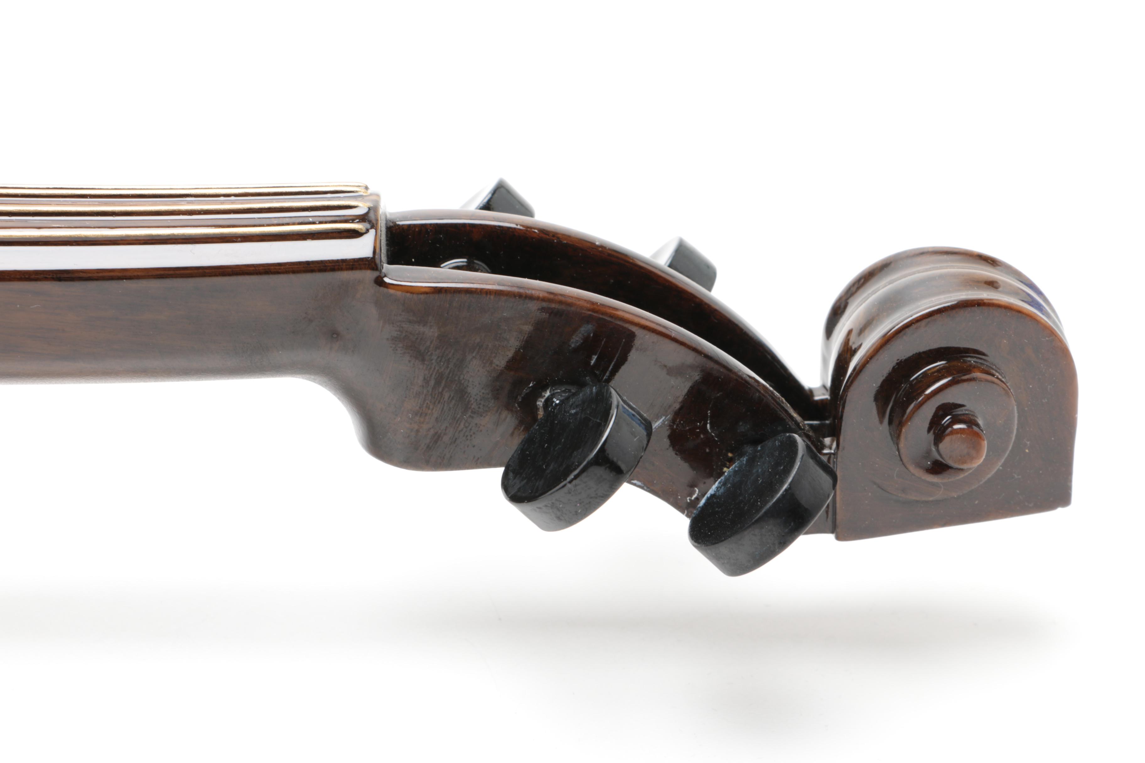 Rhythm "Fiddler" Musical Wall Clock