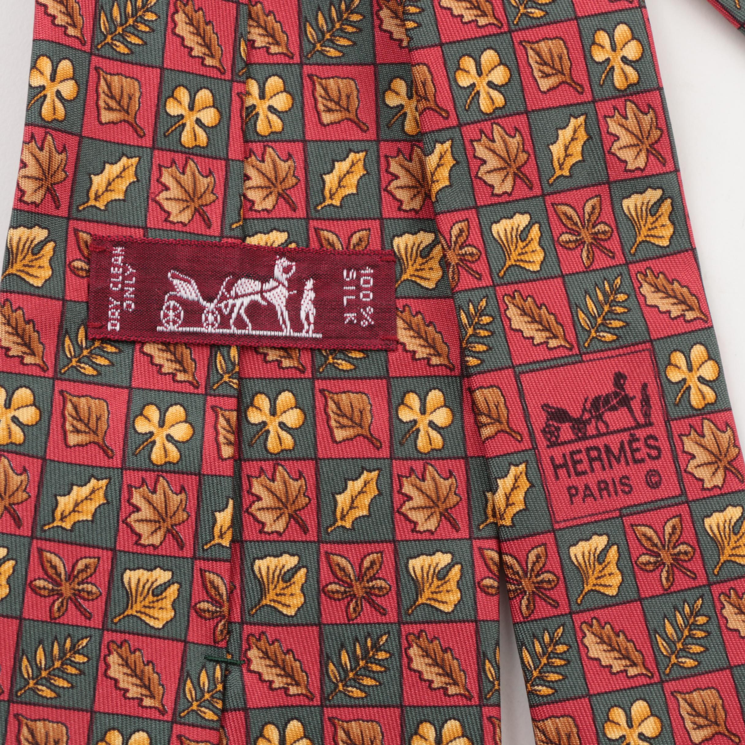 Hermès Leaf Silk Necktie, Pattern  7724 OA, Made in France