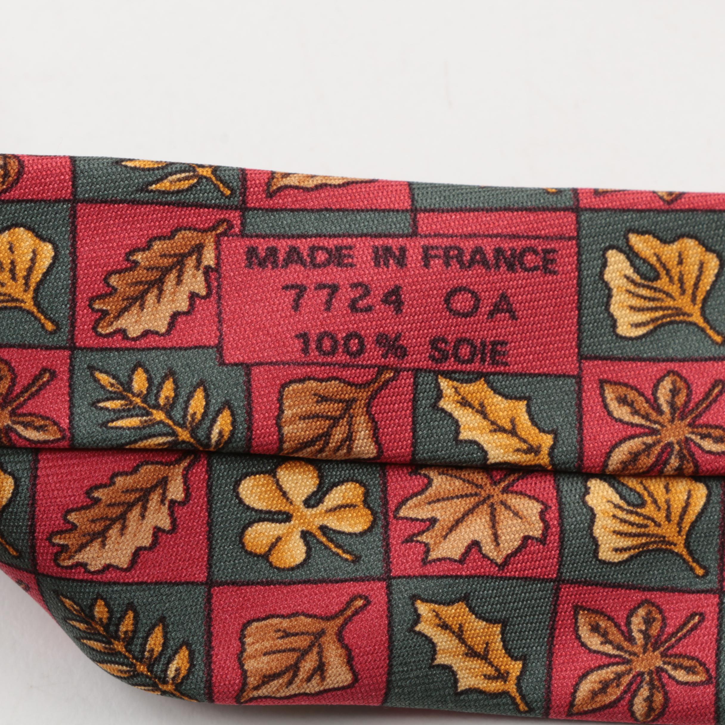 Hermès Leaf Silk Necktie, Pattern  7724 OA, Made in France