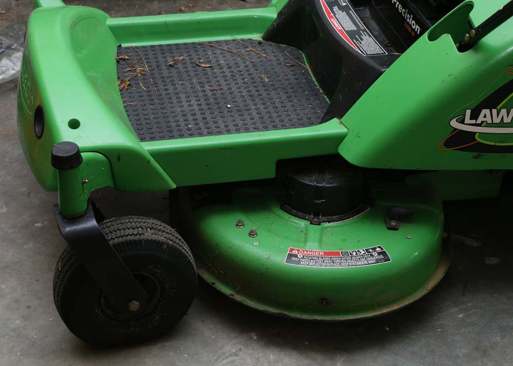 Precision Z320 H Lawn-Boy Riding Lawnmower