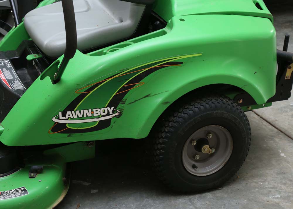 Precision Z320 H Lawn-Boy Riding Lawnmower