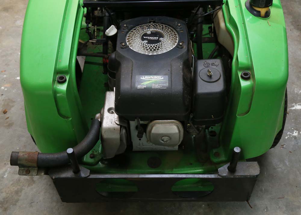 Precision Z320 H Lawn-Boy Riding Lawnmower