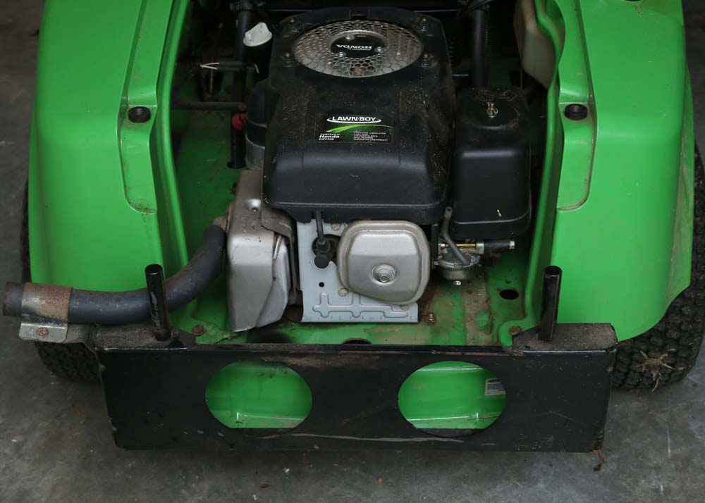 Precision Z320 H Lawn-Boy Riding Lawnmower