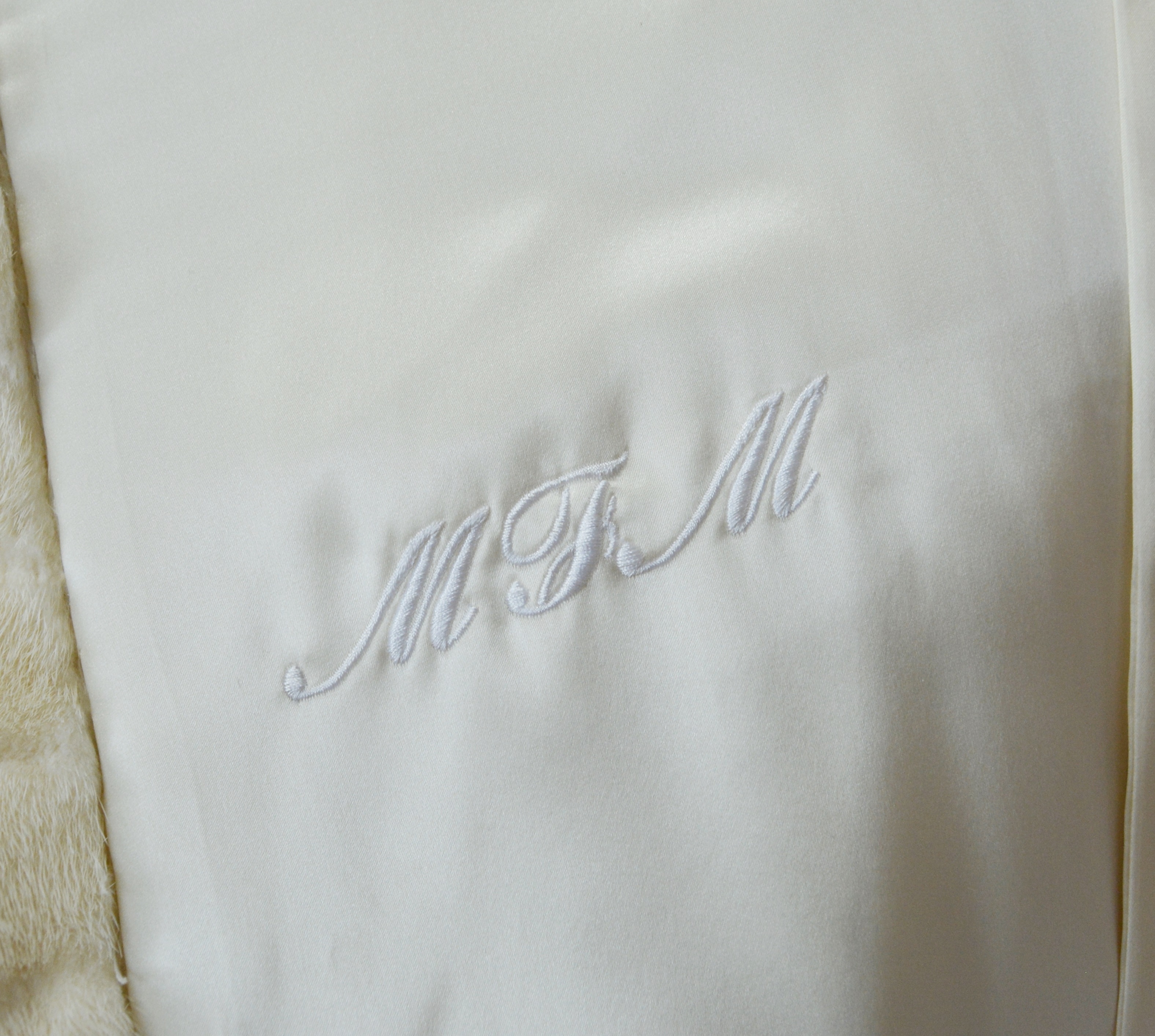 Bisang Couture Off-White Mink Fur Coat