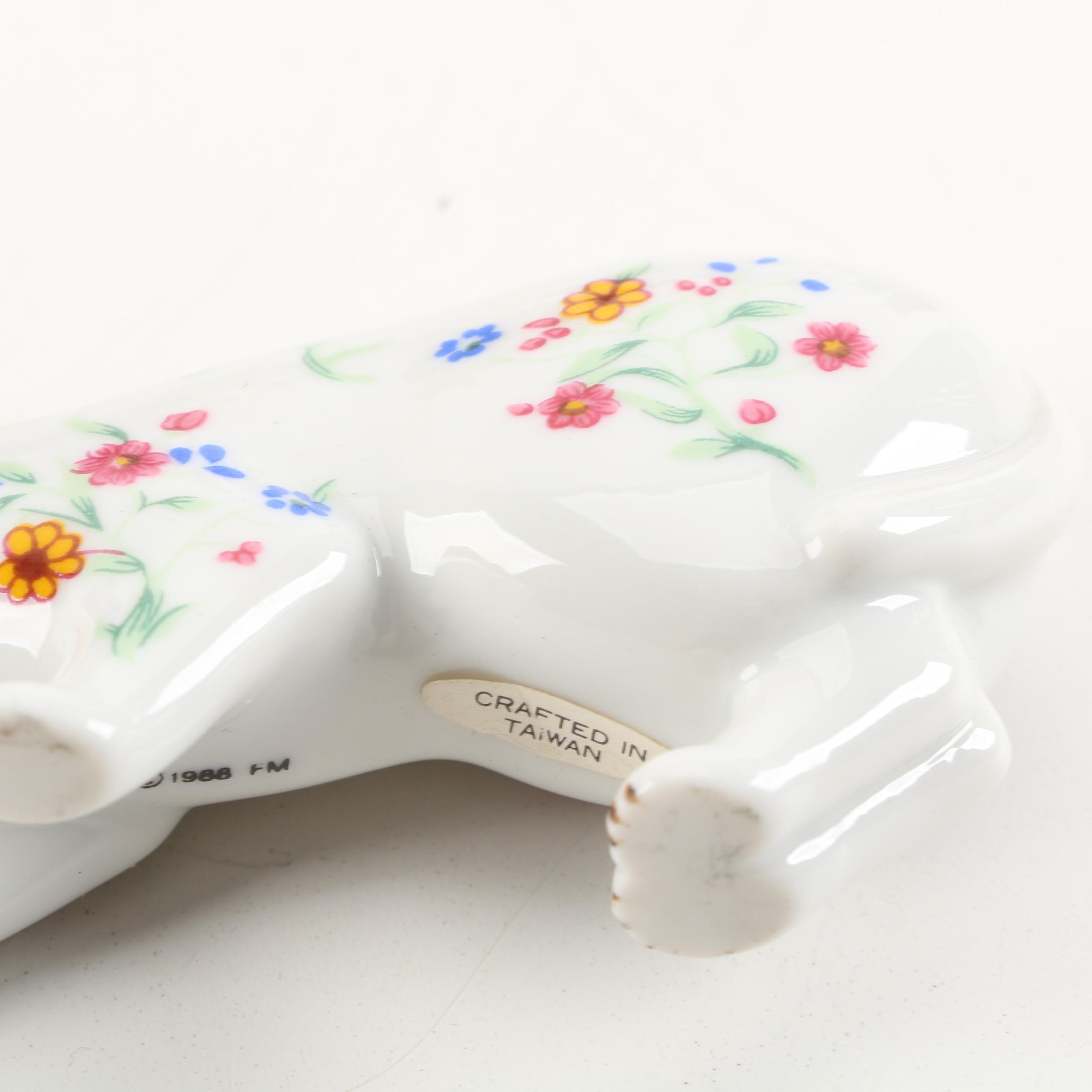 The Franklin Mint "Curio Cabinet Cats Collection" Figurines