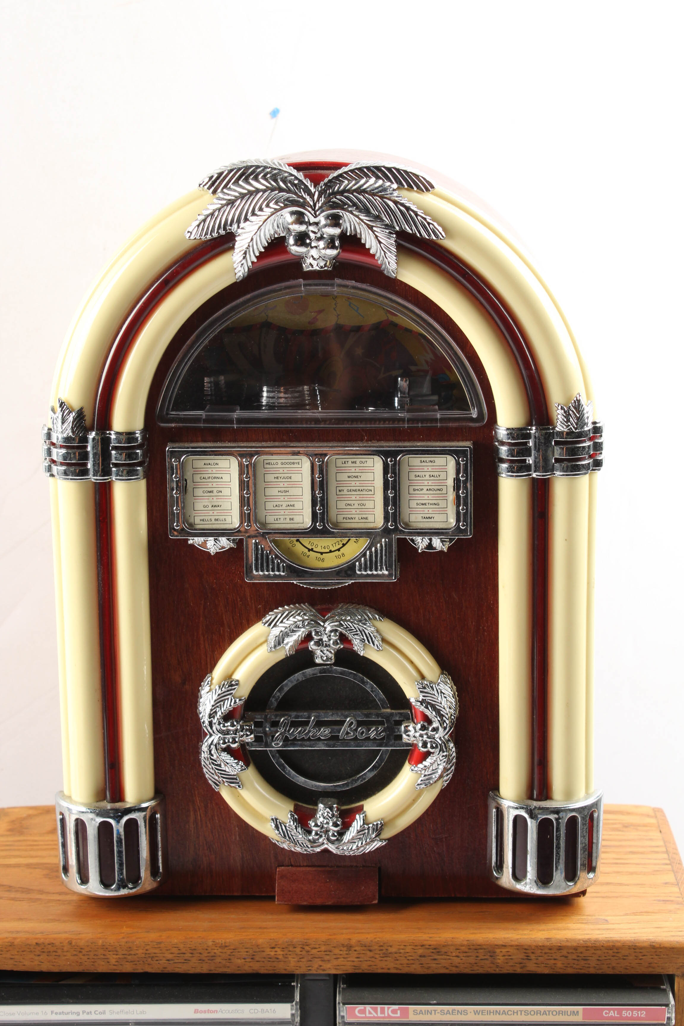 Mini Juke Box Radio & CD Collection