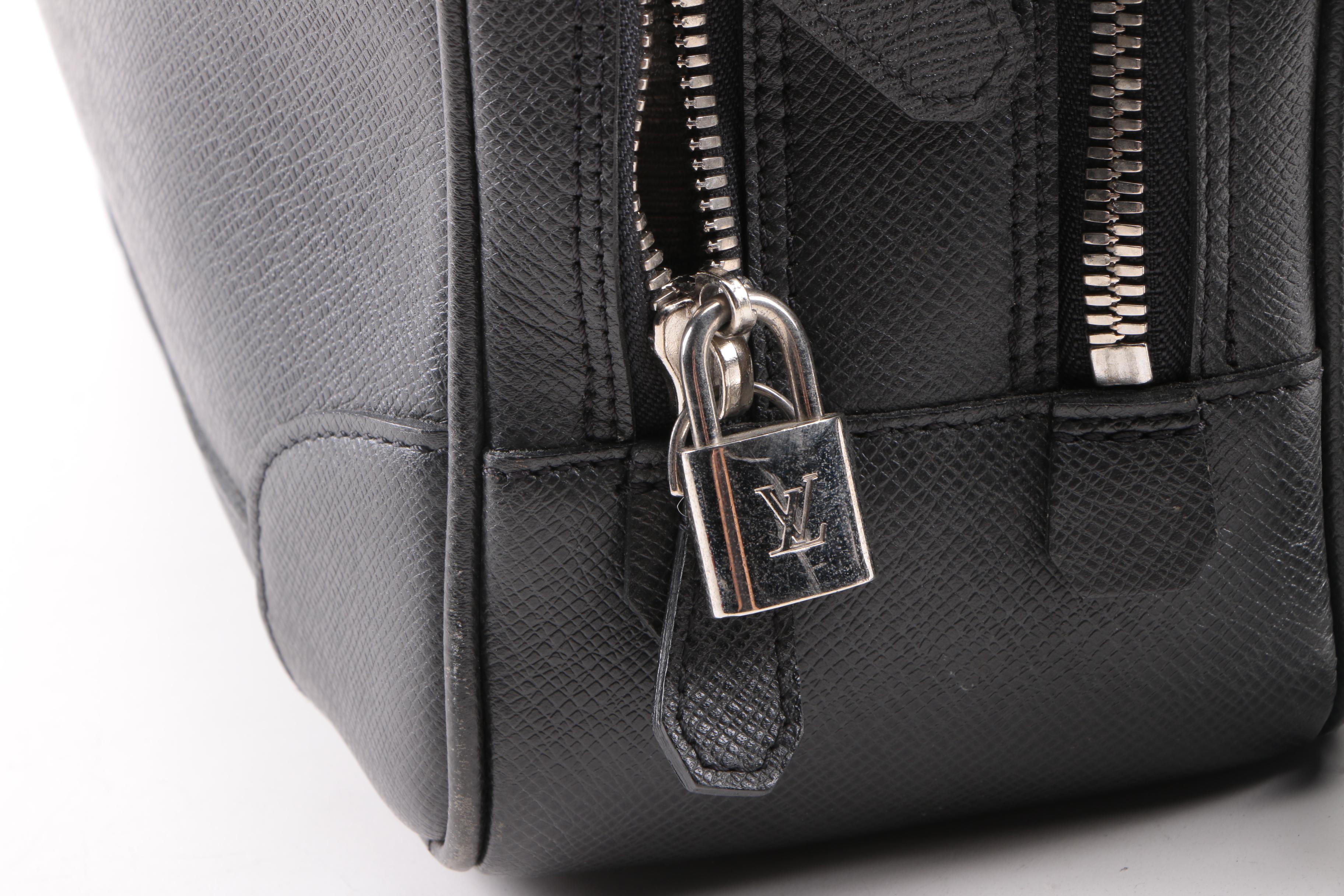 2010 Louis Vuitton Paris Black Taiga Leather Odessa Briefcase