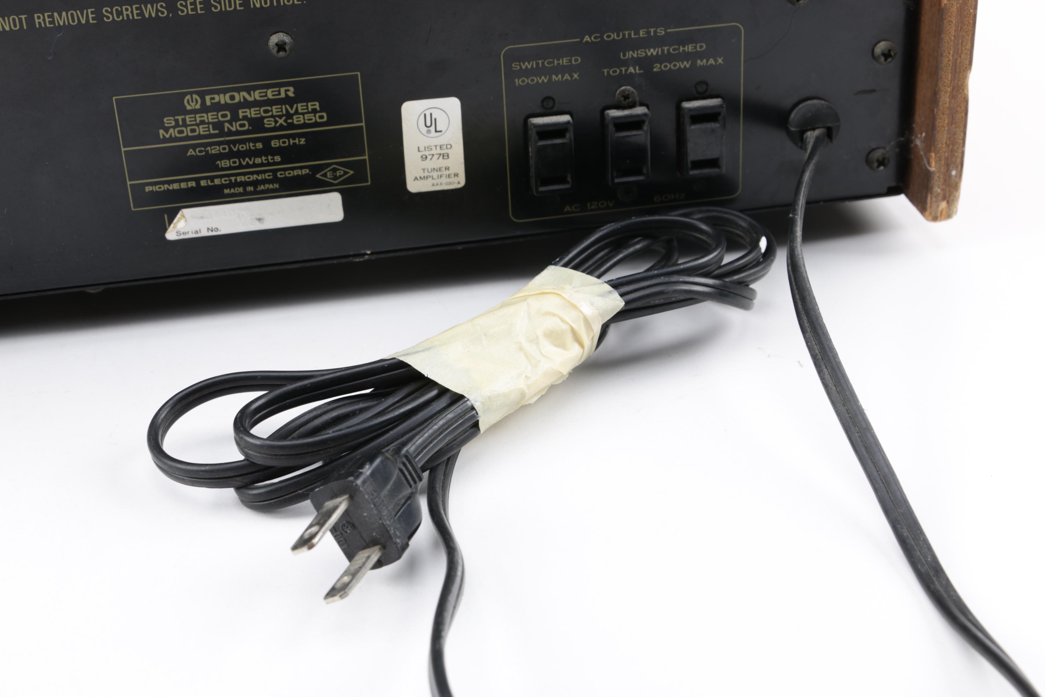 1970s Pioneer AM/FM Stereo Receiver