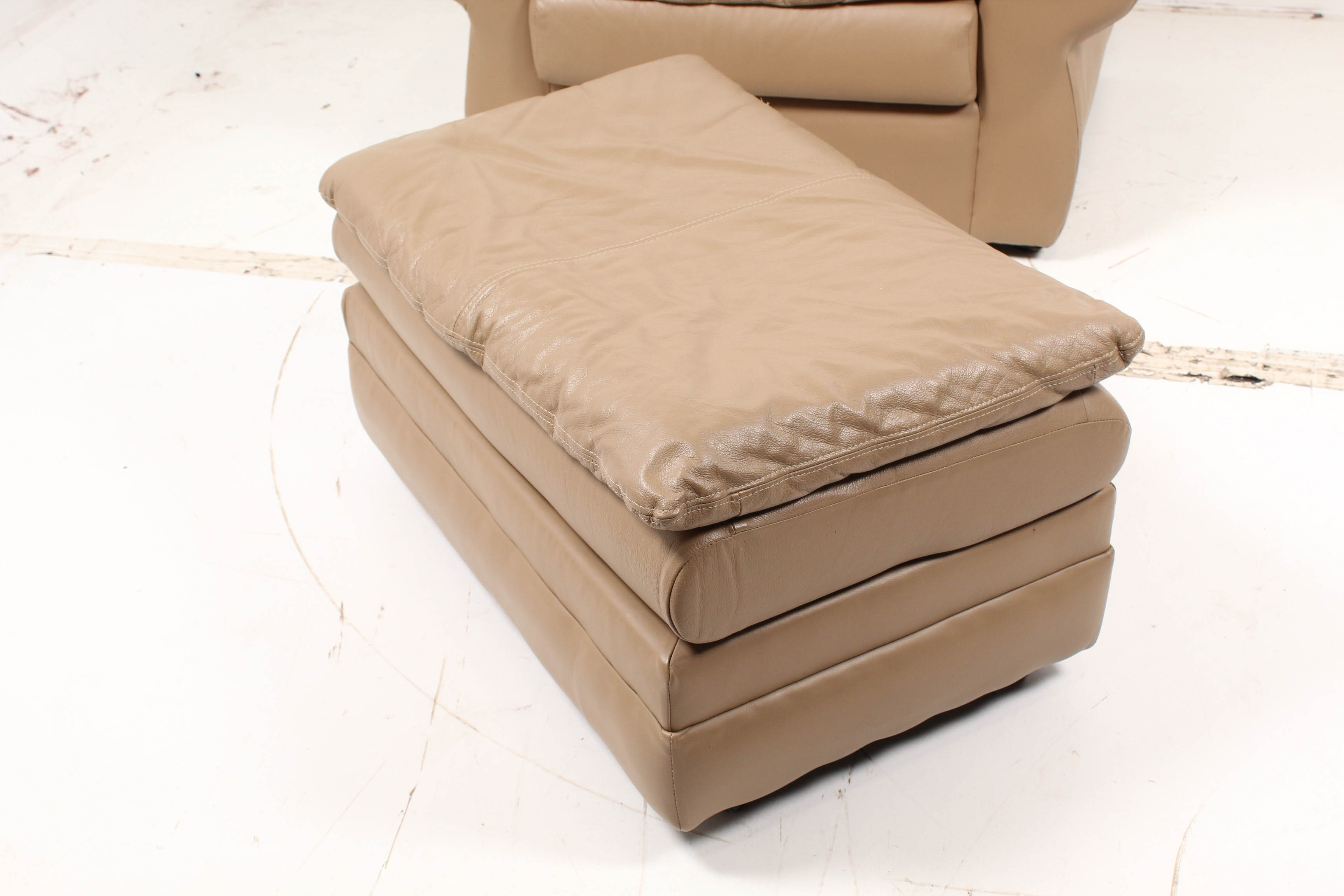 Sealy Buff Leather Club Chair and Ottoman