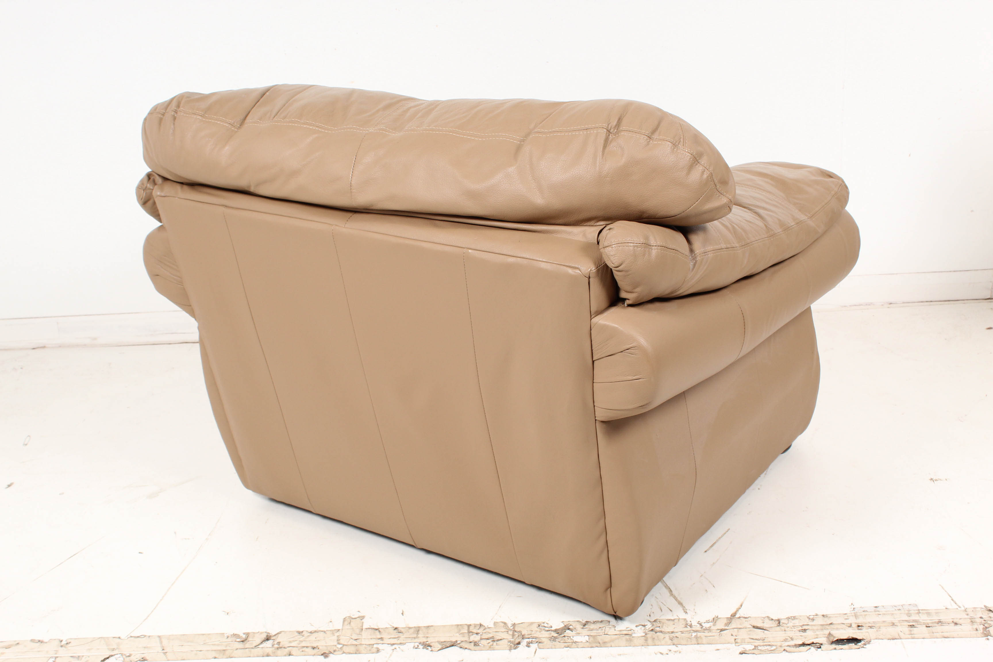 Sealy Buff Leather Club Chair and Ottoman