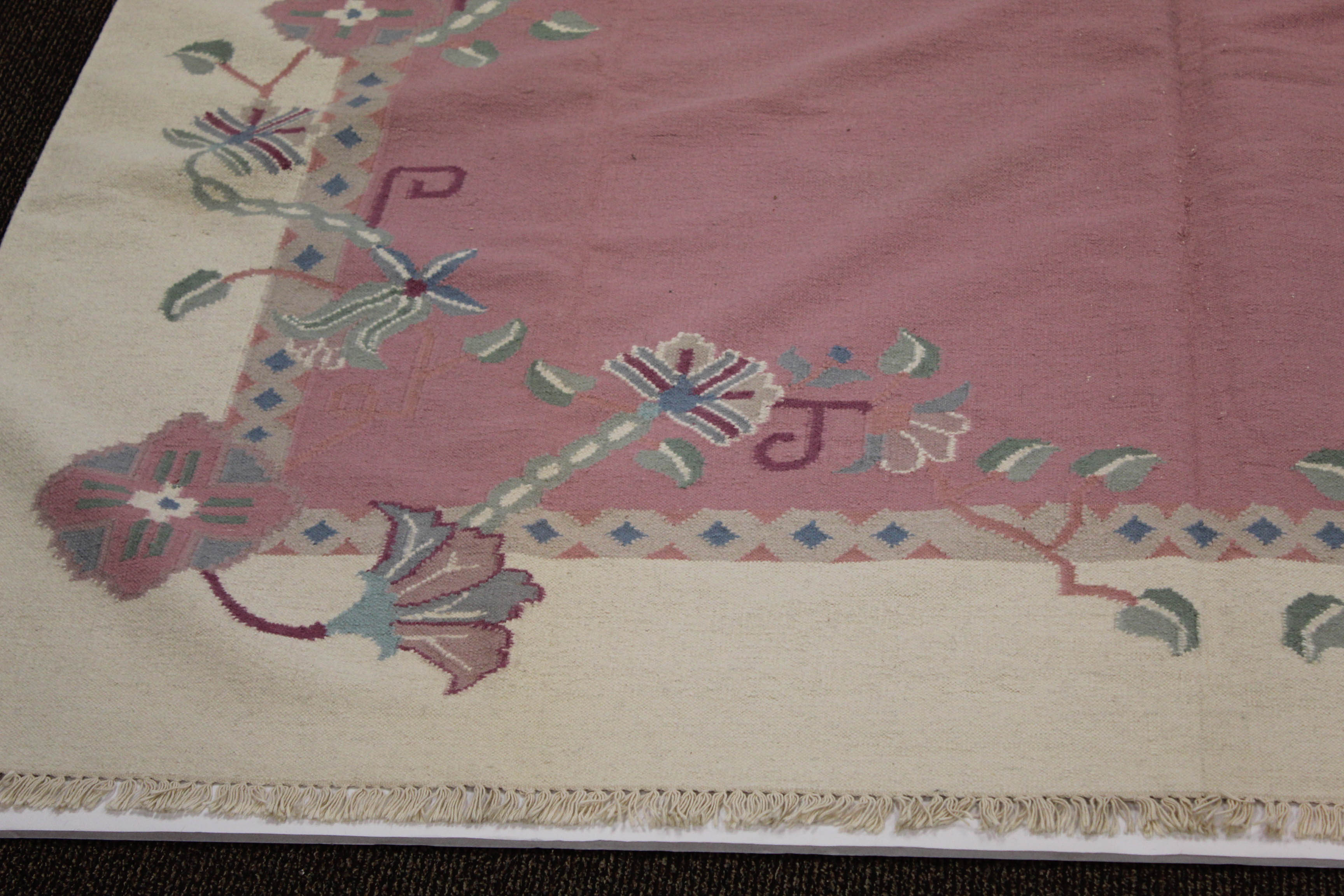 Fine Hand-Woven Indo-Persian Kilim Rug