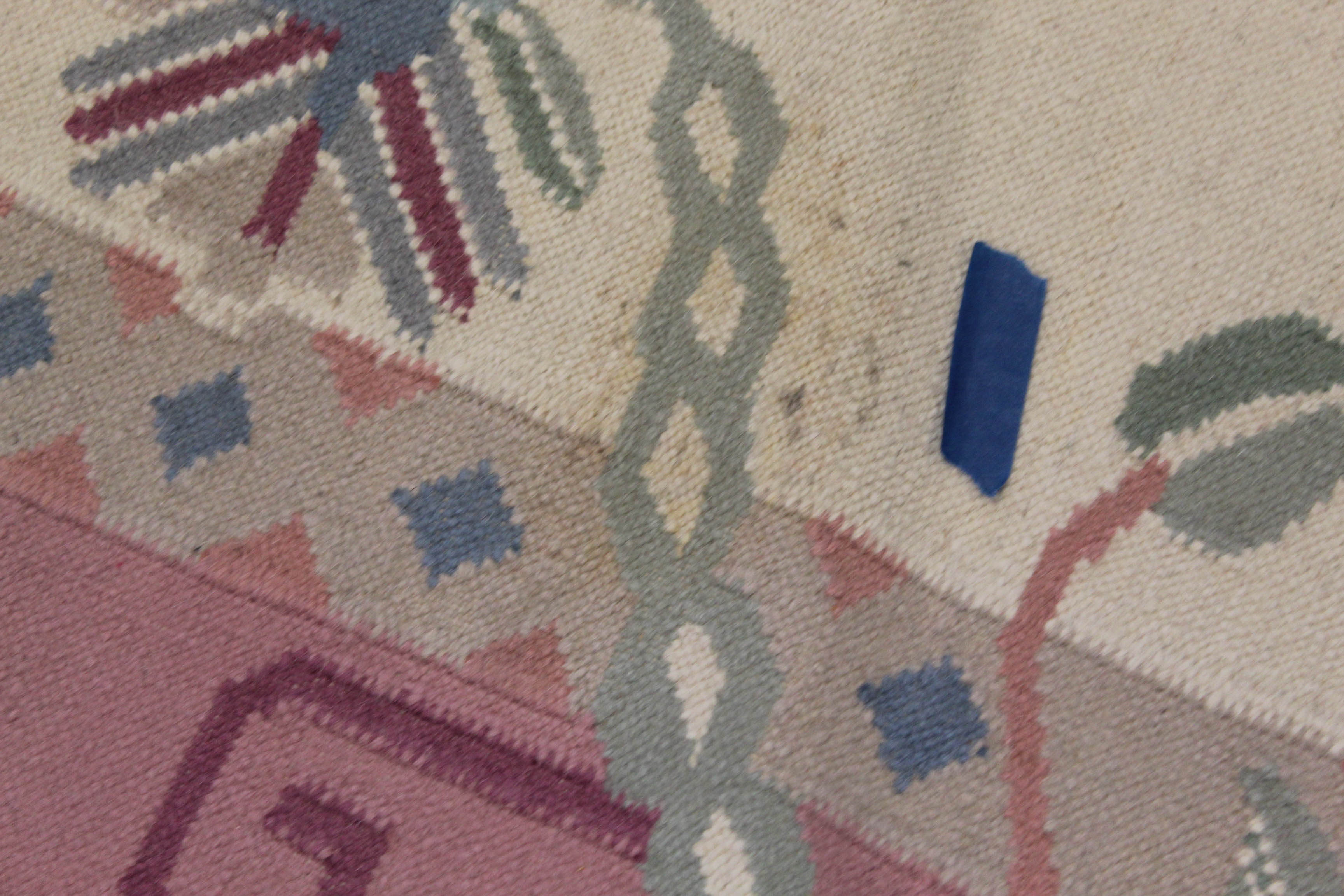 Fine Hand-Woven Indo-Persian Kilim Rug