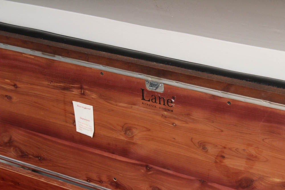 Vintage Lane Cedar Chest